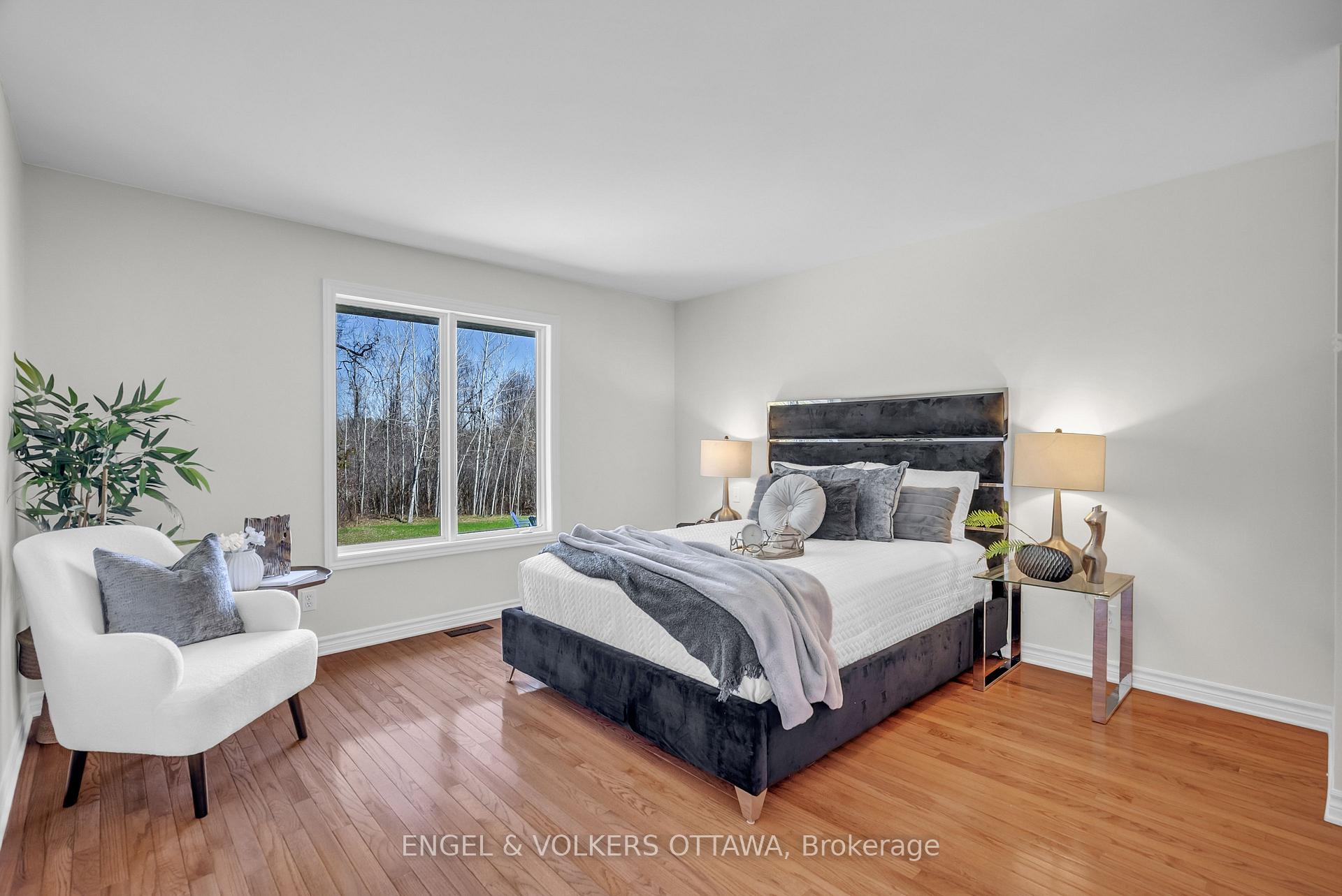 Photo 14 of 7359 Marcella Drive, Ottawa, Osgoode Twp North of Reg Rd 6 — HOMEH