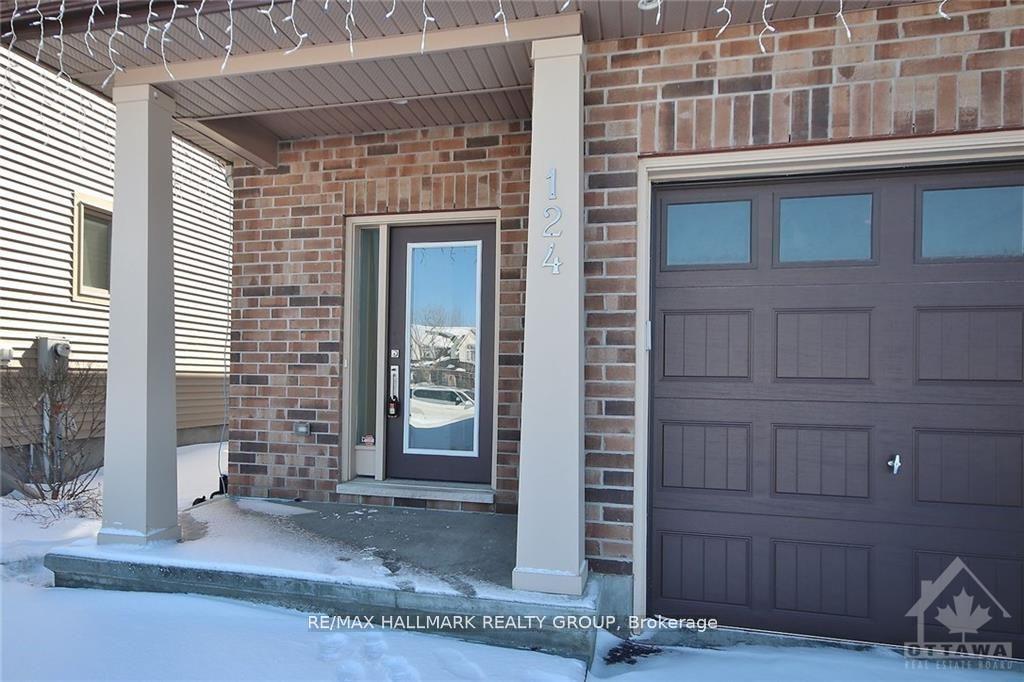 Photo 2 of 124 Helen Rapp Way, Ottawa, Blossom Park/Kemp Park/Findlay Creek — HOMEH