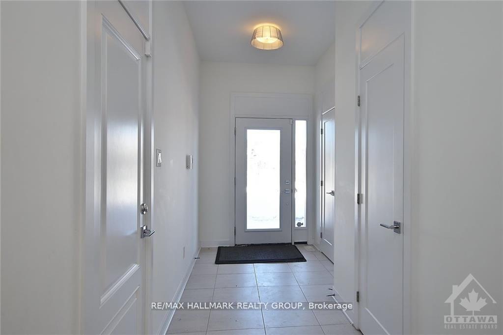 Photo 4 of 124 Helen Rapp Way, Ottawa, Blossom Park/Kemp Park/Findlay Creek — HOMEH