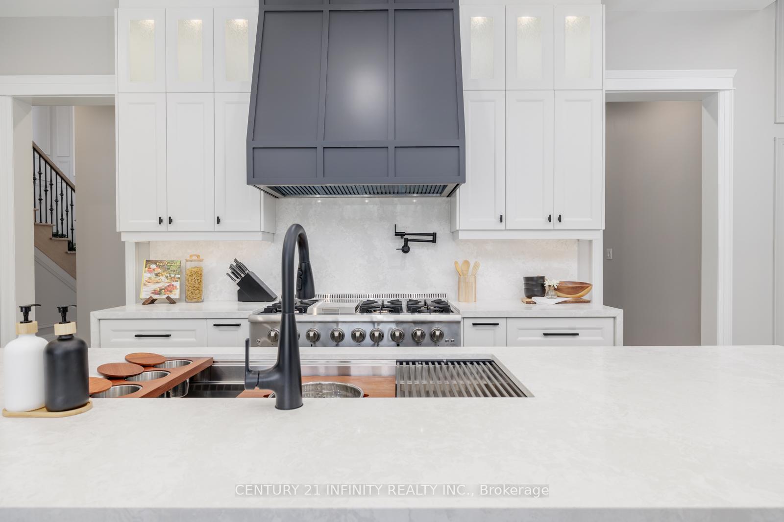 Photo 10 of 2033 Nash Road, Clarington, Bowmanville — HOMEH