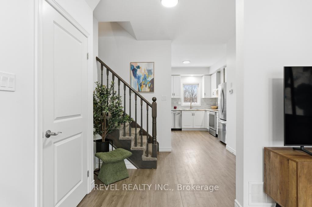 Photo 8 of 33 Barley Lane, Hamilton, Meadowlands — HOMEH