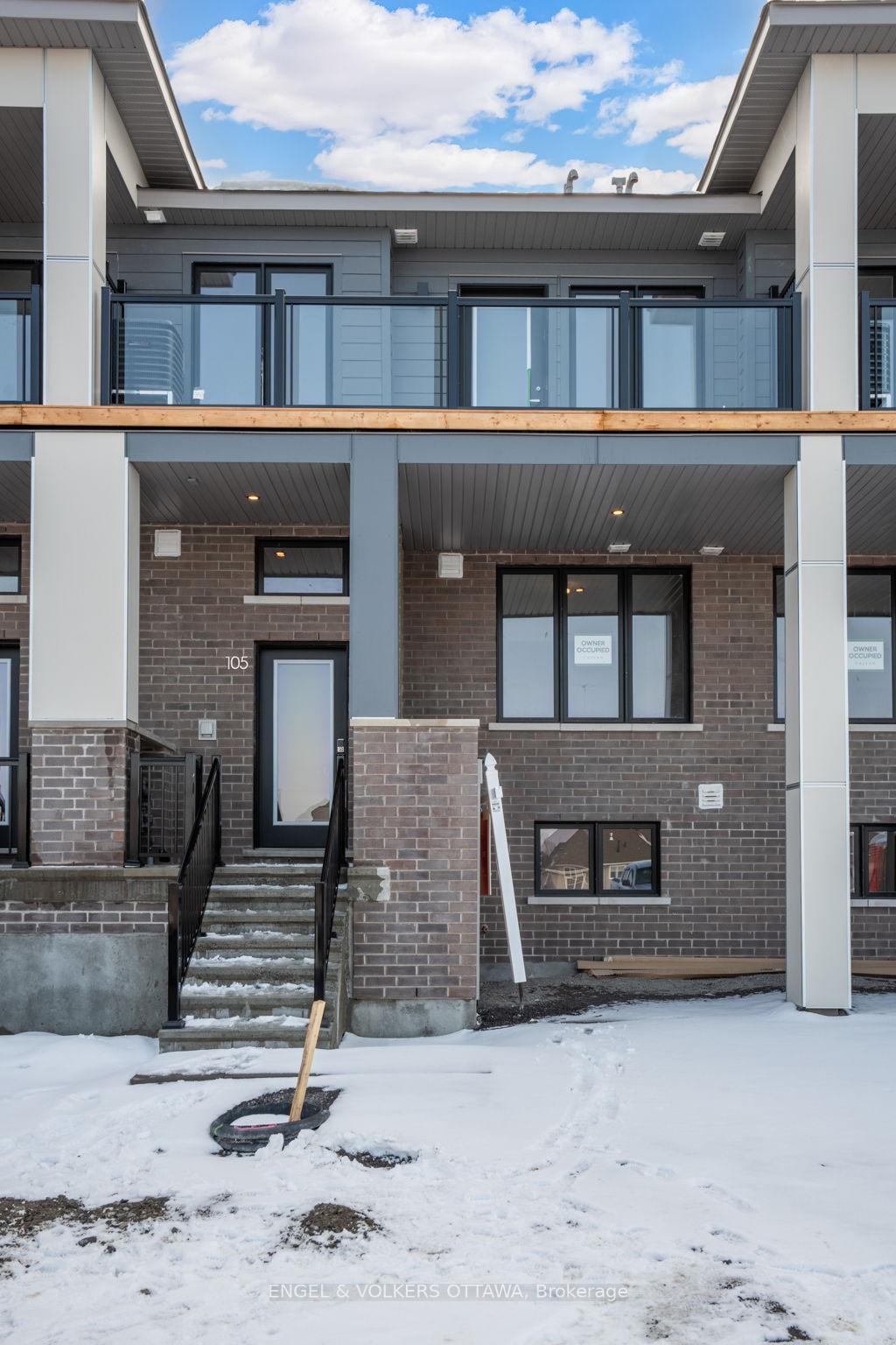 Photo 2 of 105 Beebalm Crescent, Ottawa, Barrhaven - Half Moon Bay — HOMEH