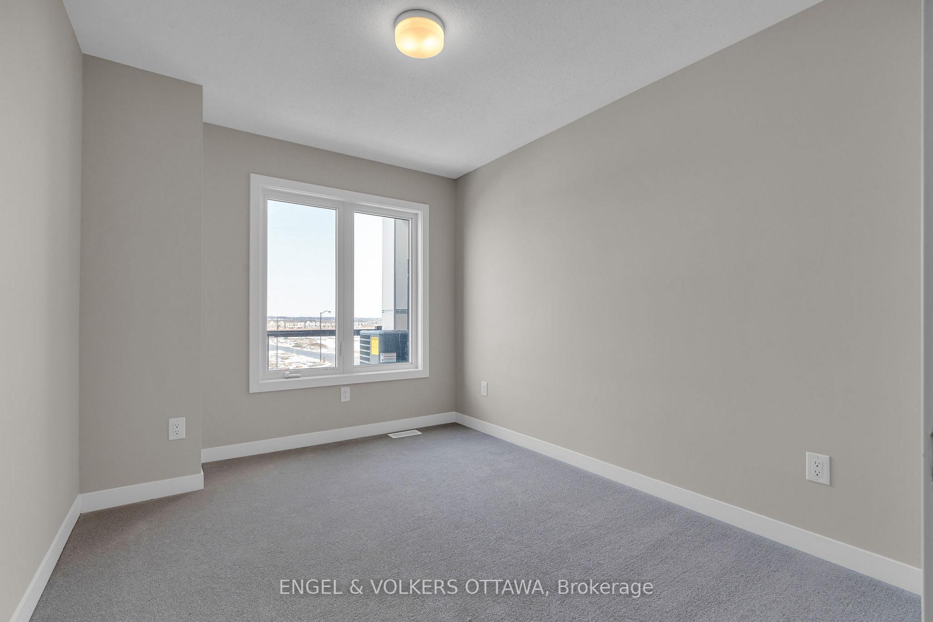 Photo 14 of 105 Beebalm Crescent, Ottawa, Barrhaven - Half Moon Bay — HOMEH