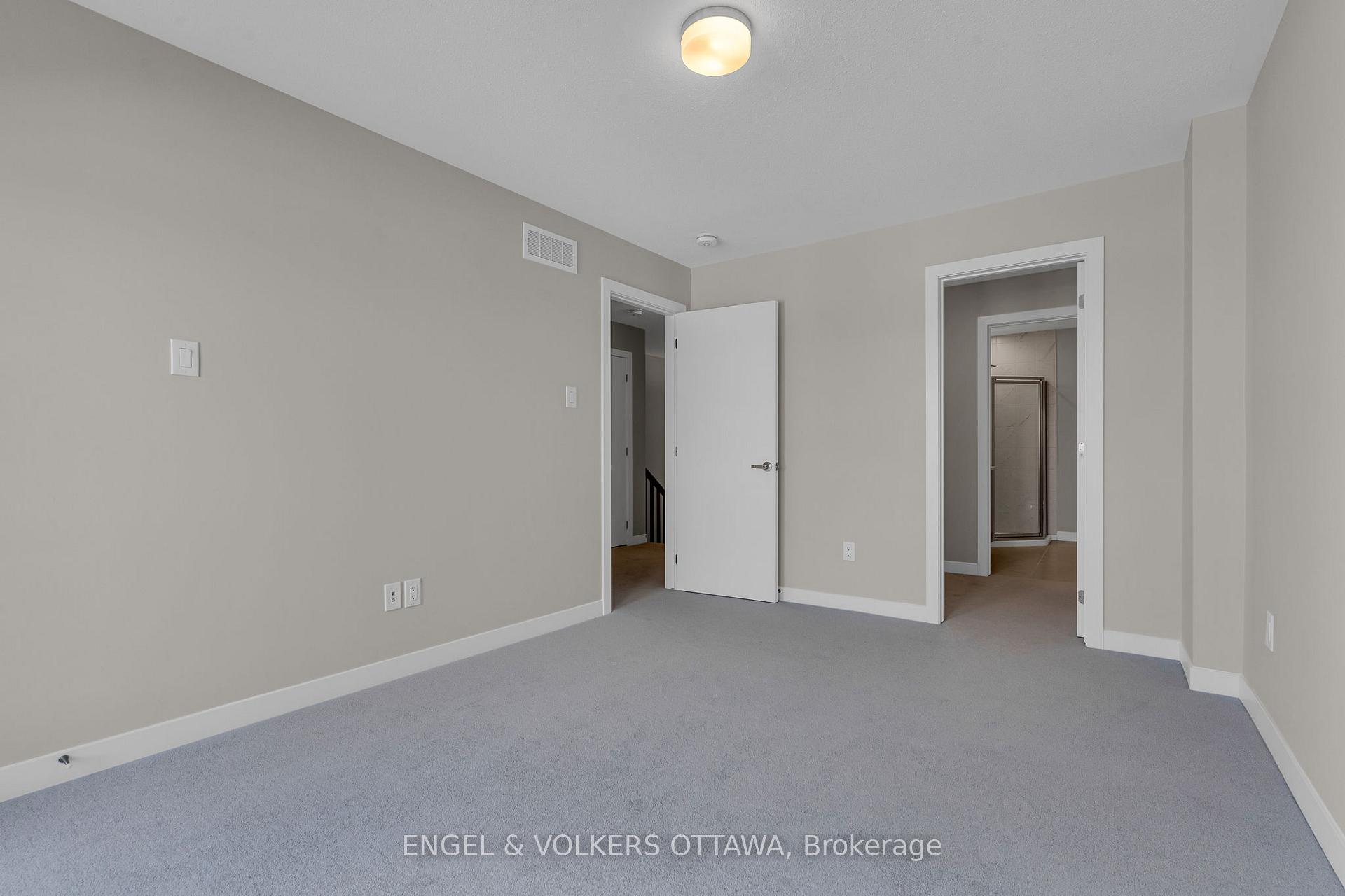 Photo 19 of 105 Beebalm Crescent, Ottawa, Barrhaven - Half Moon Bay — HOMEH