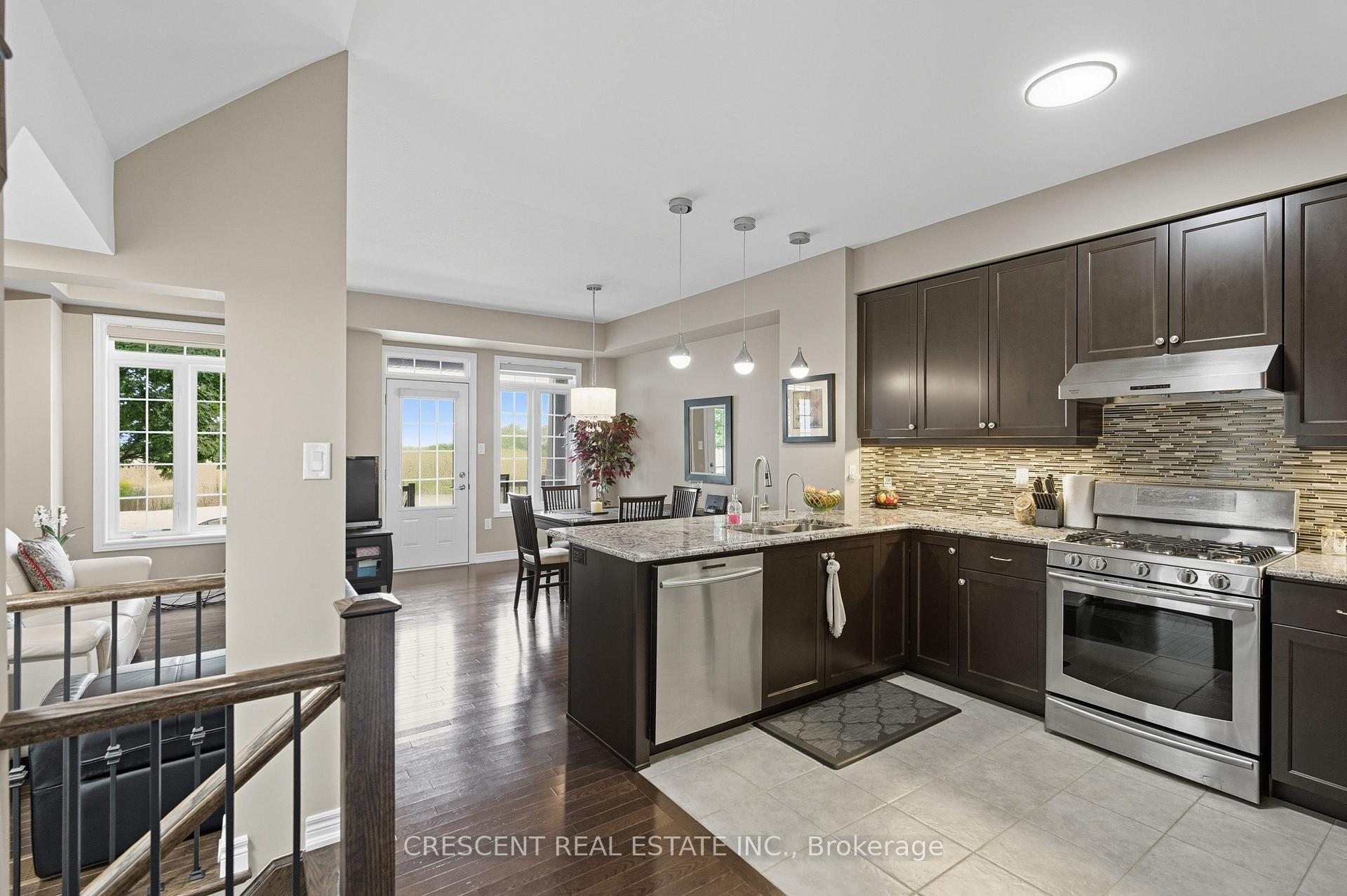 Photo 3 of Unit 67, 515 Winston Road, Grimsby, Grimsby Beach — HOMEH