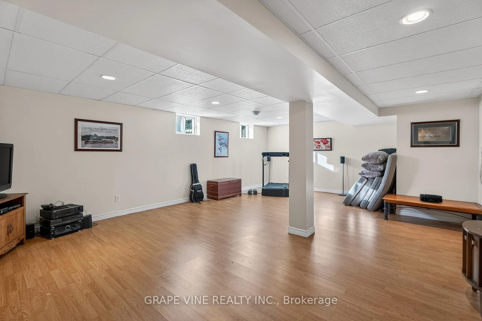 Photo 29 of 130 Springcreek Crescent, Ottawa, Kanata - Bridlewood — HOMEH