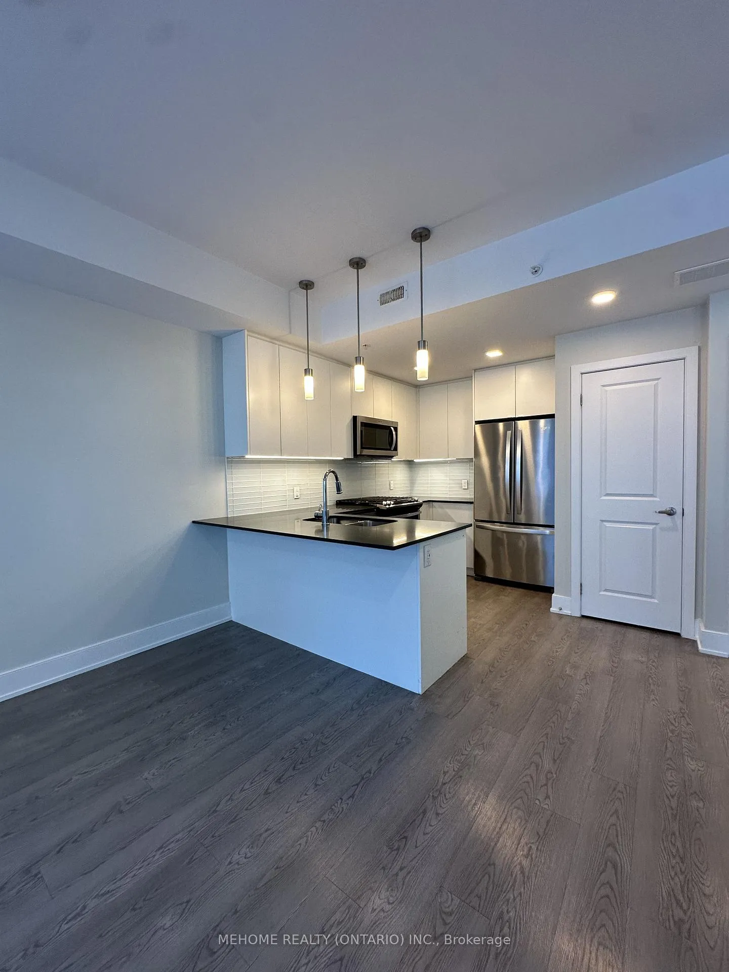 Photo 5 of Unit 5, 1265 Birchmount Road, Scarborough, Dorset Park — HOMEH