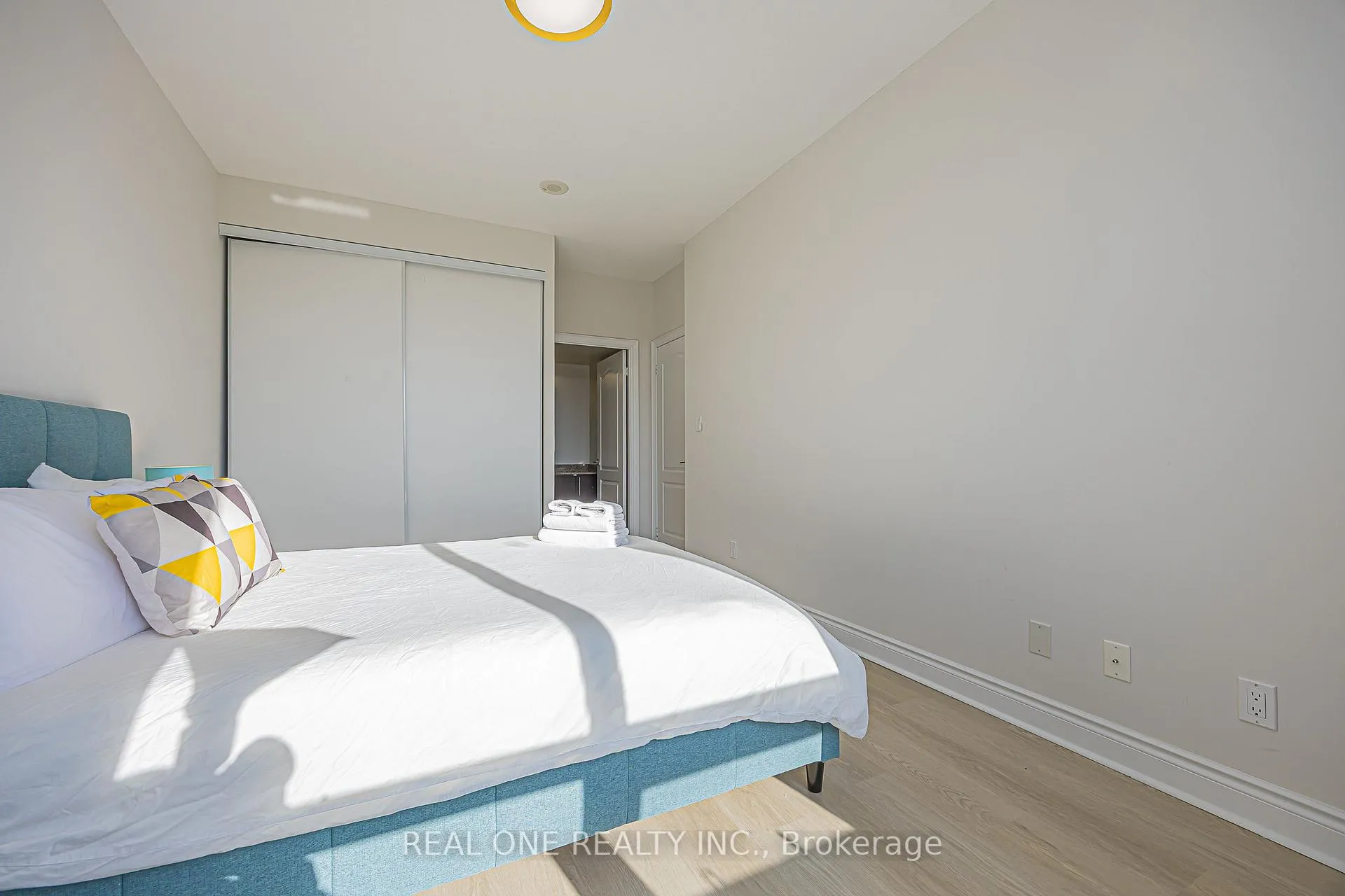 Photo 23 of Unit 218, 50 Clegg Road, Markham, Unionville — HOMEH