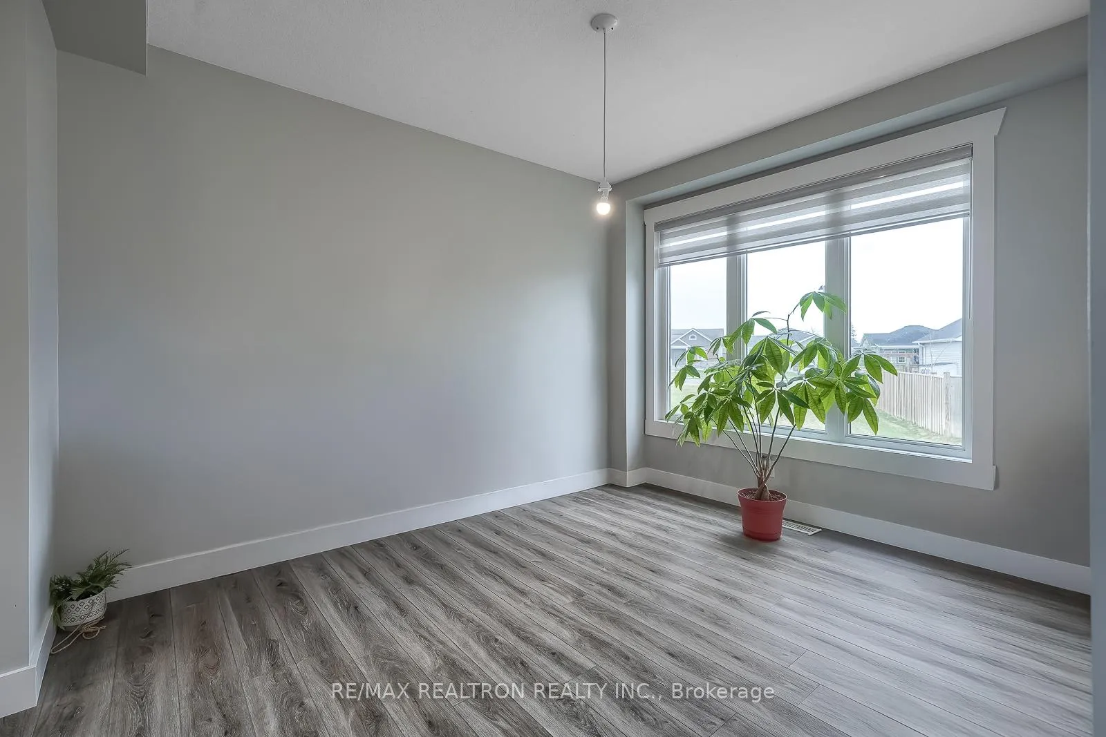 Photo 12 of 44 Allenwood Road, Springwater, Rural Springwater — HOMEH