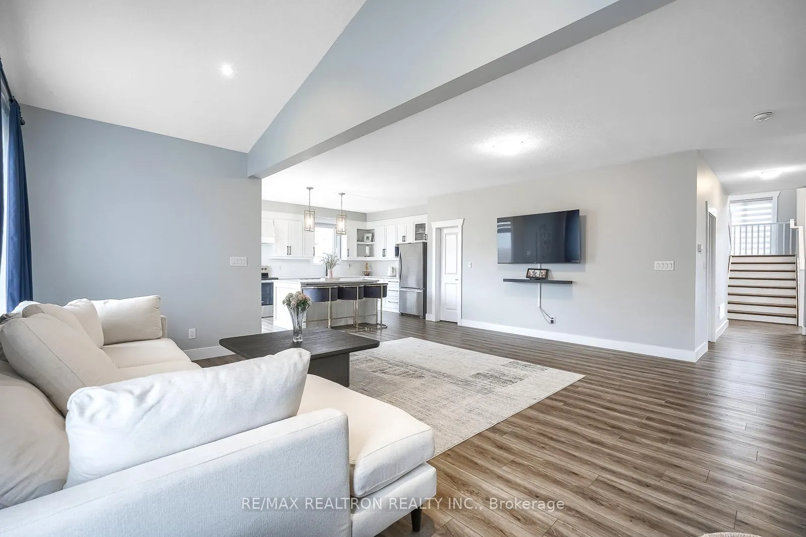 Photo 17 of 44 Allenwood Road, Springwater, Rural Springwater — HOMEH