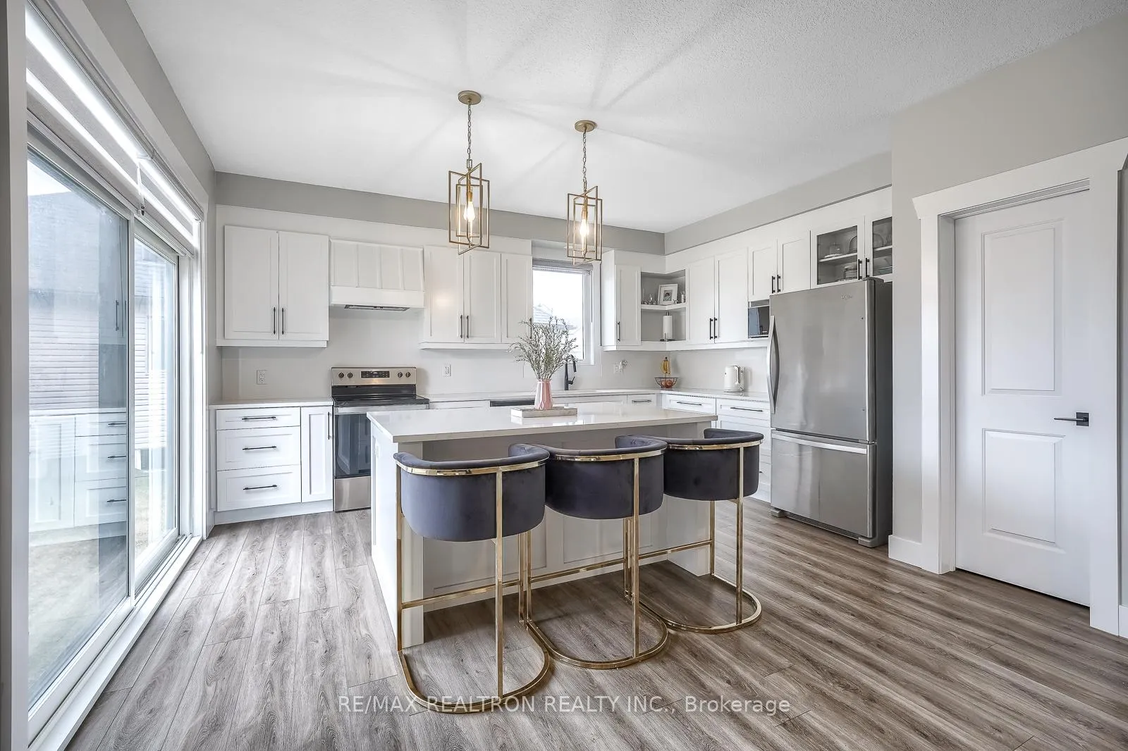 Photo 20 of 44 Allenwood Road, Springwater, Rural Springwater — HOMEH