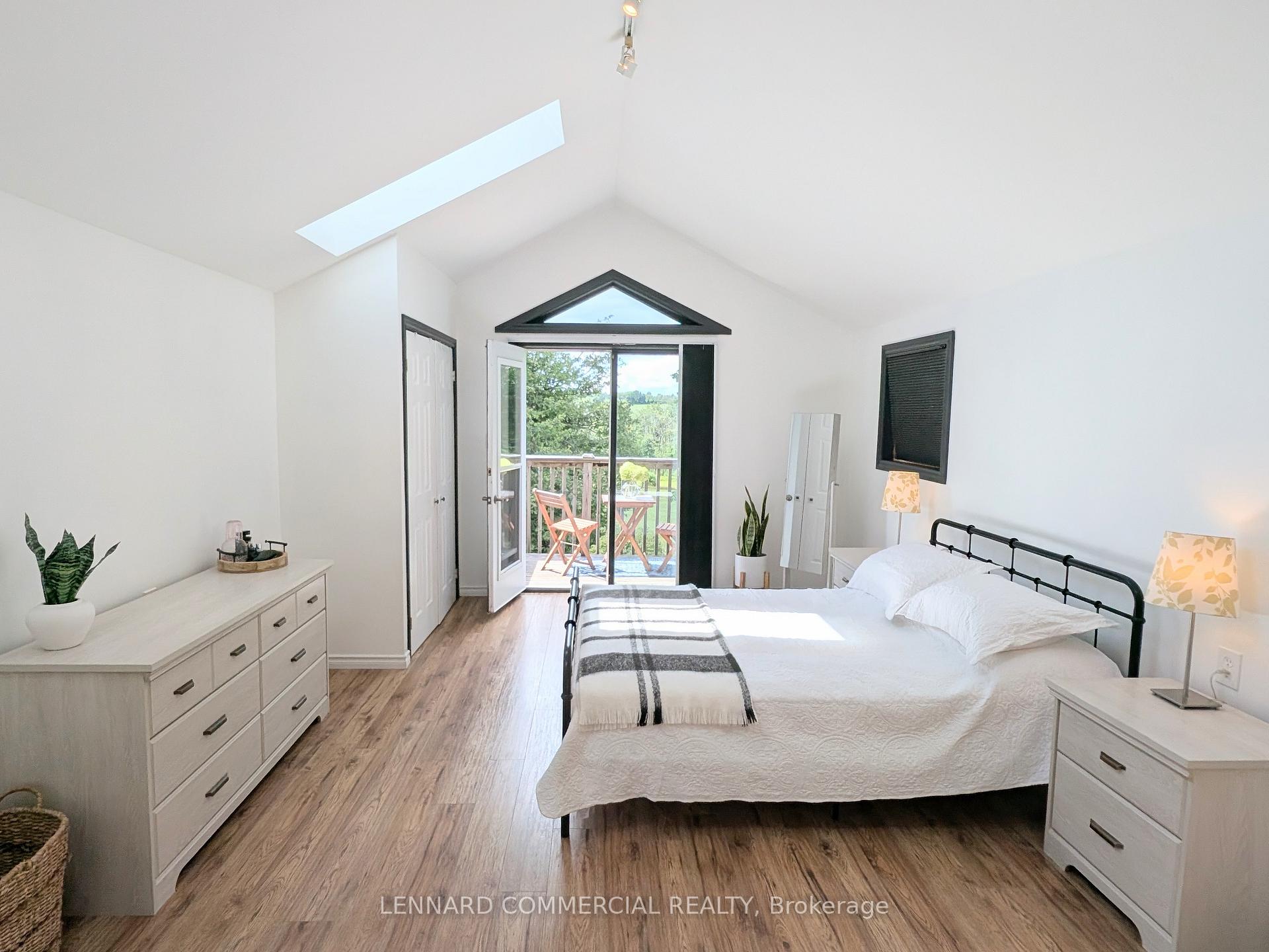 Photo 9 of 5058 Burnham Street N, Hamilton Township, Rural Hamilton — HOMEH
