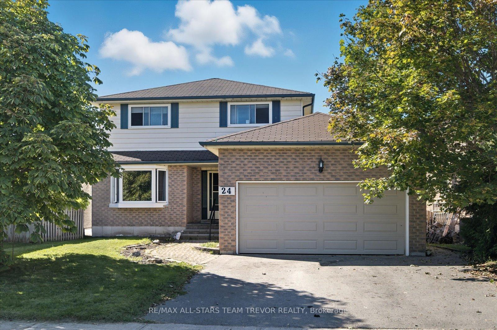 Photo 1 of 24 Oakmeadow Boulevard, Georgina, Keswick South — HOMEH