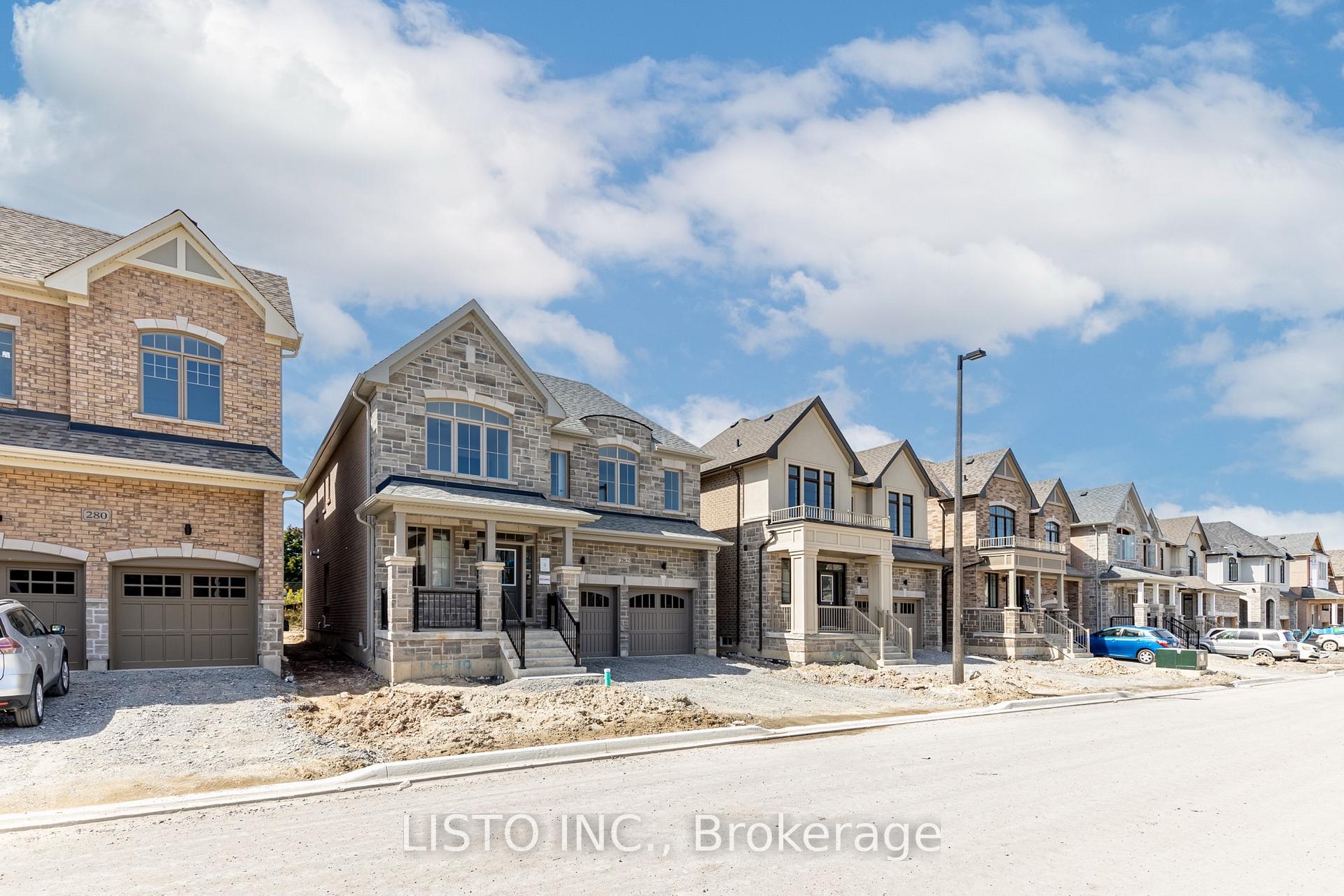 Photo 2 of 282 Danny Wheeler Boulevard, Georgina, Keswick North — HOMEH