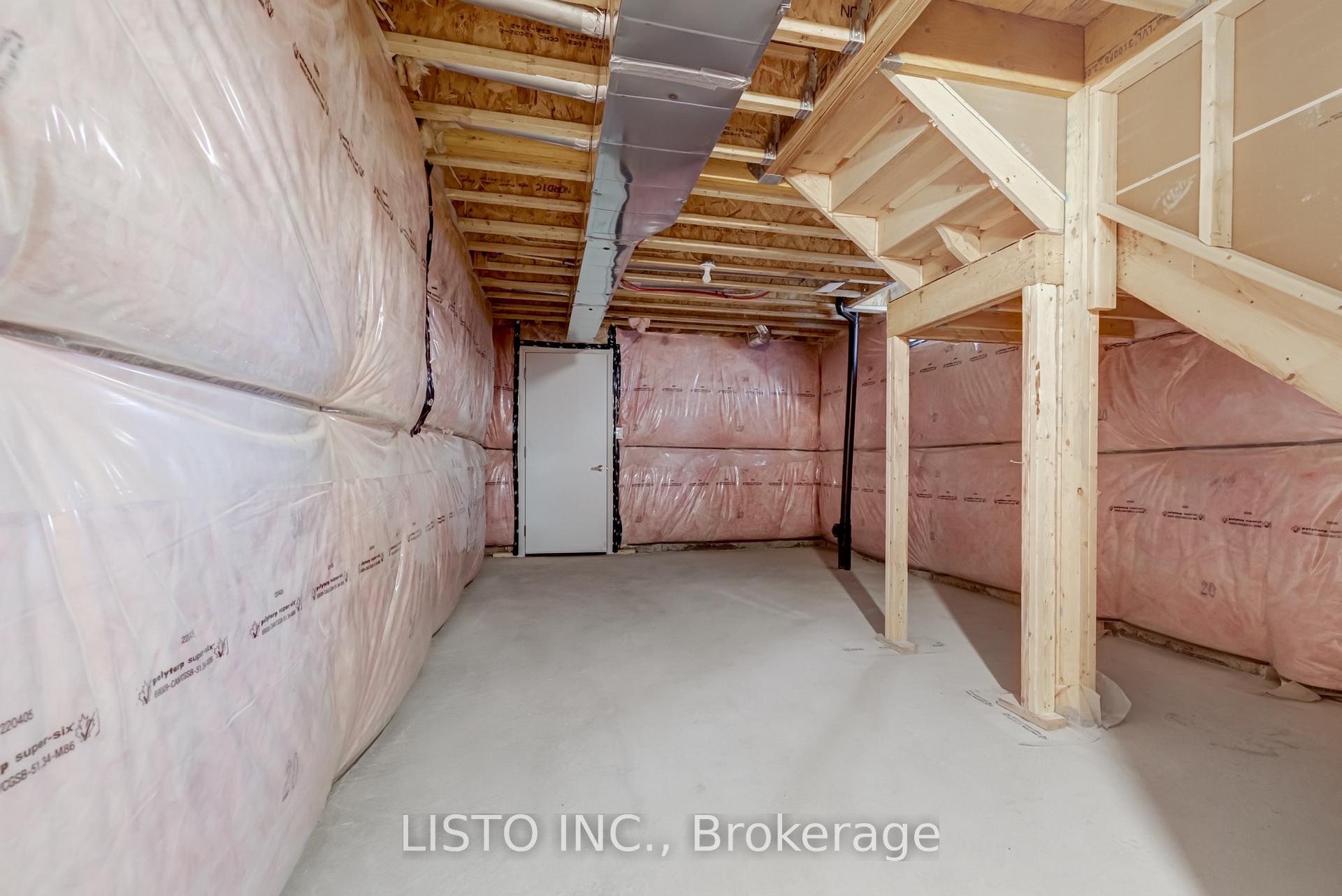 Photo 26 of 282 Danny Wheeler Boulevard, Georgina, Keswick North — HOMEH