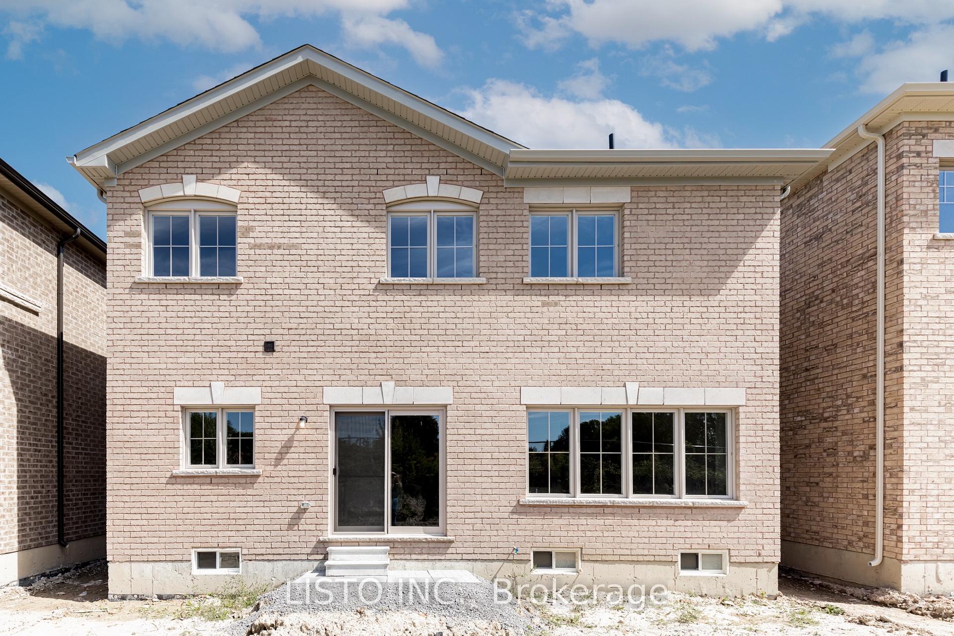 Photo 28 of 282 Danny Wheeler Boulevard, Georgina, Keswick North — HOMEH