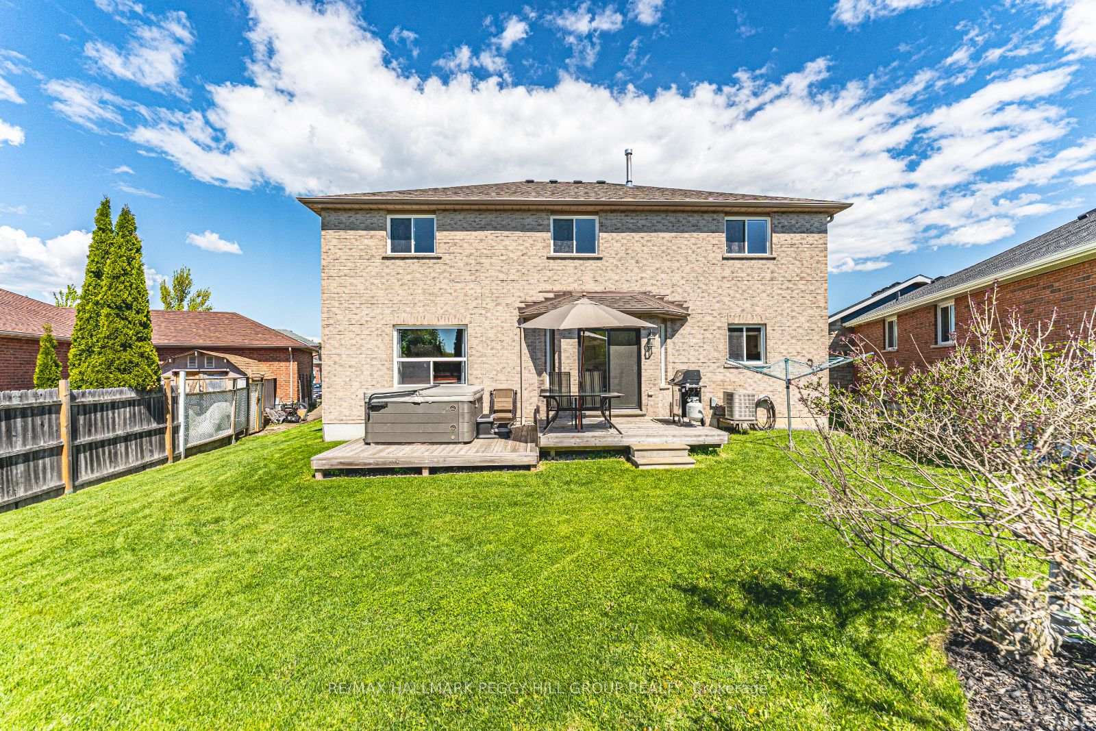 Photo 17 of 10 McAvoy Drive, Barrie, Edgehill Drive — HOMEH