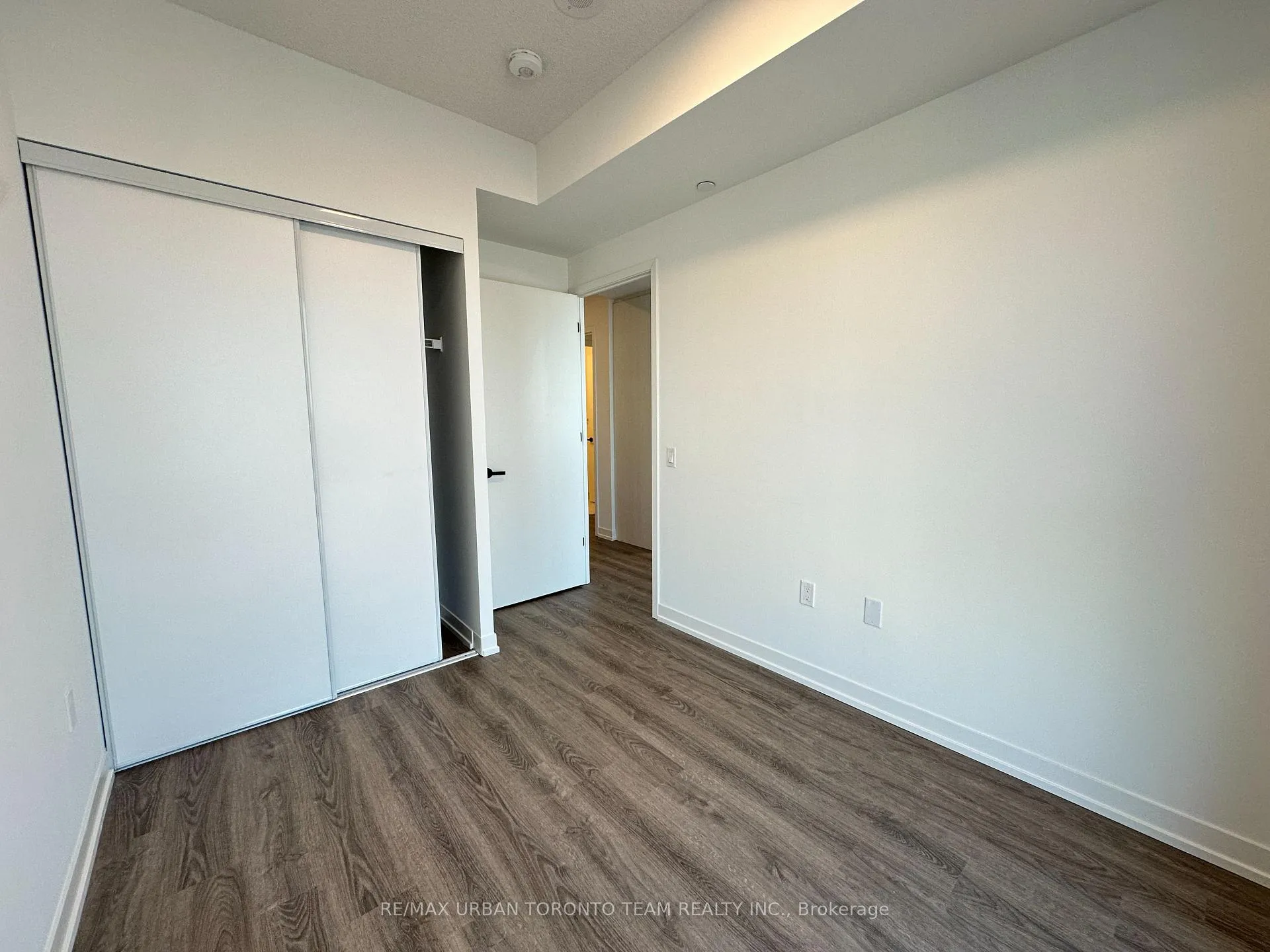 Photo 11 of Unit 3202, 8 Interchange Way, Vaughan, Vaughan Corporate Centre — HOMEH