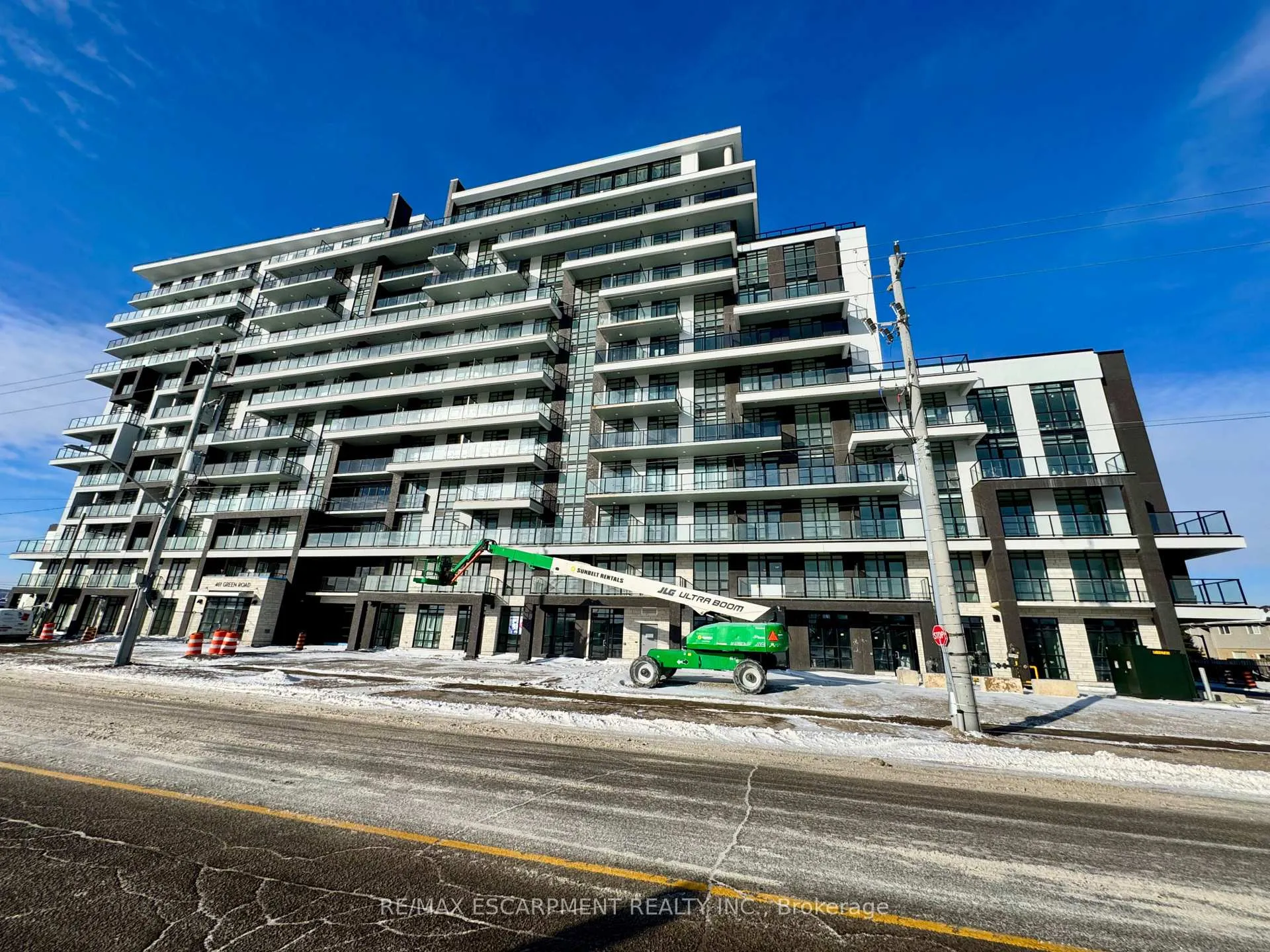 Photo 2 of Unit 705, 461 Green Road, Hamilton, Lakeshore — HOMEH