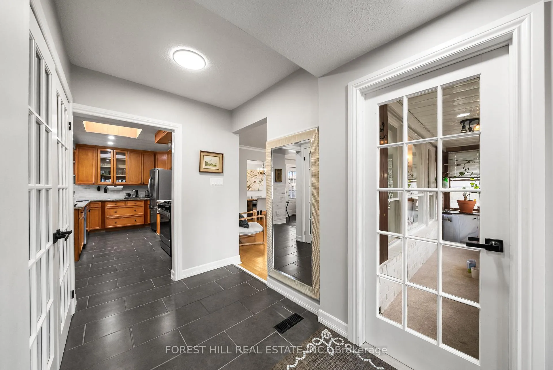 Photo 17 of 1 Henderson Avenue, Markham, Grandview — HOMEH