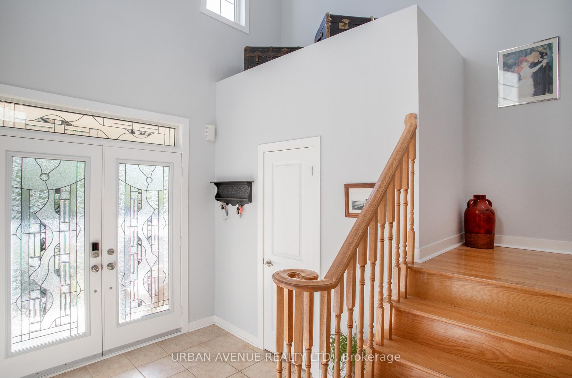 Photo 3 of 27 Mccorkell Street, Clarington, Bowmanville — HOMEH