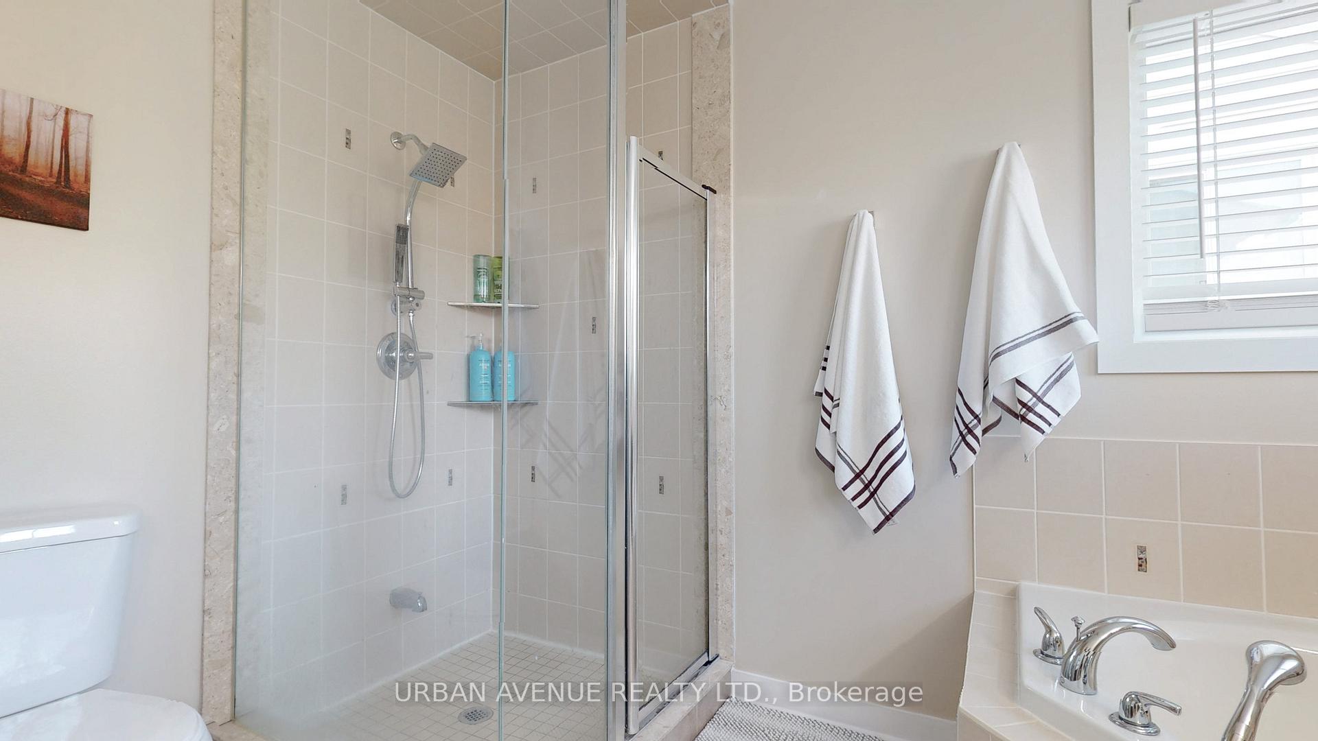 Photo 17 of 27 Mccorkell Street, Clarington, Bowmanville — HOMEH