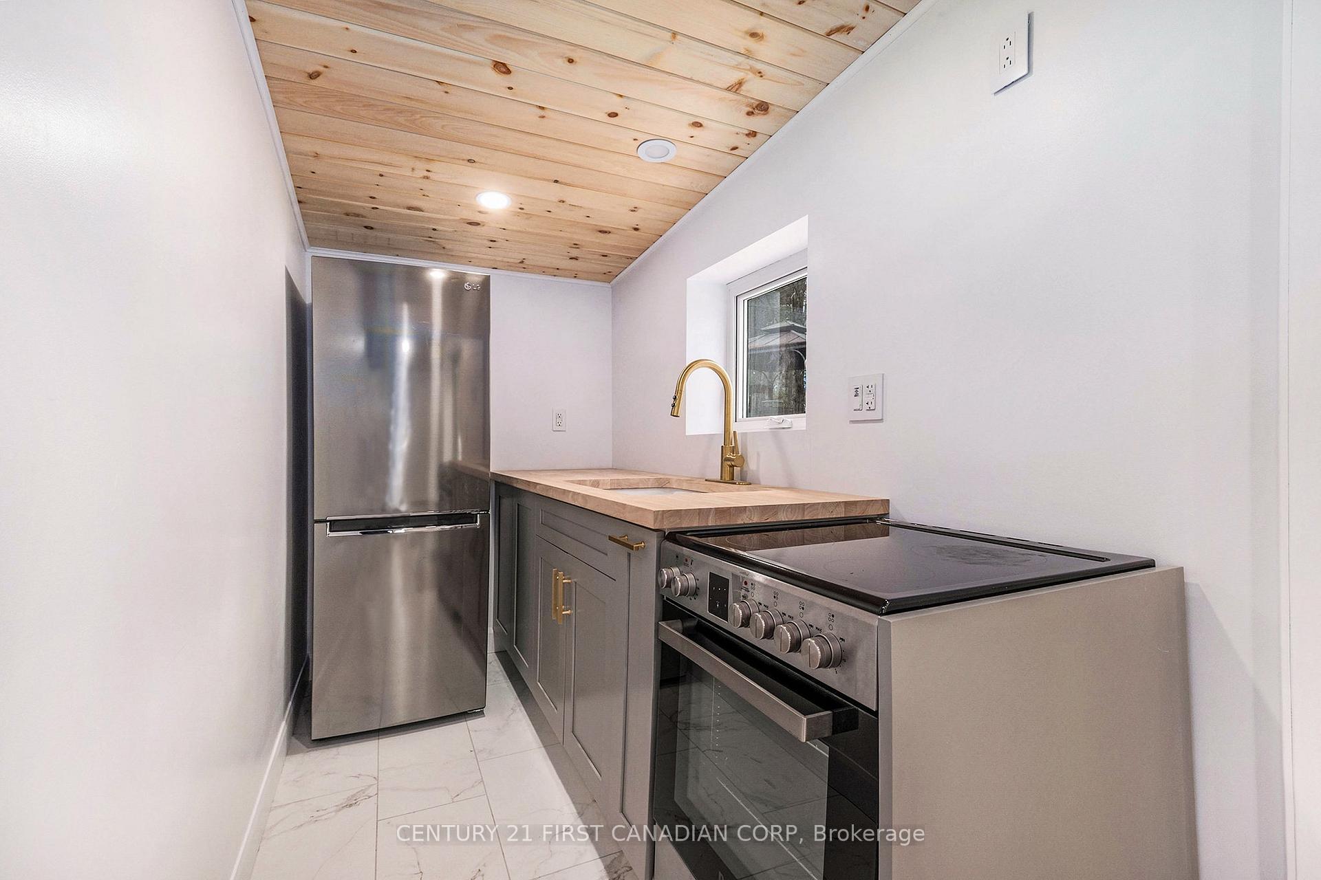 Photo 15 of 1176 Sparks Lane, Frontenac, Frontenac Centre — HOMEH