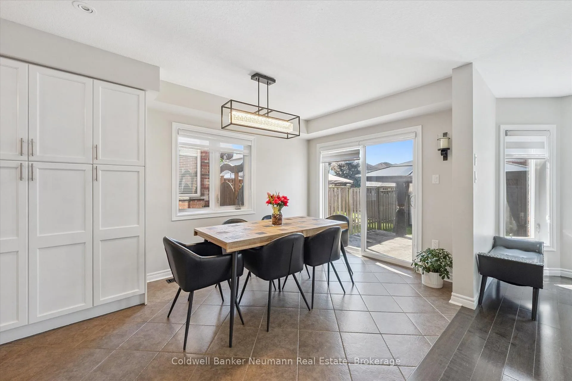 Photo 59 of 64 Laughland Lane, Guelph, Pineridge/Westminster Woods — HOMEH