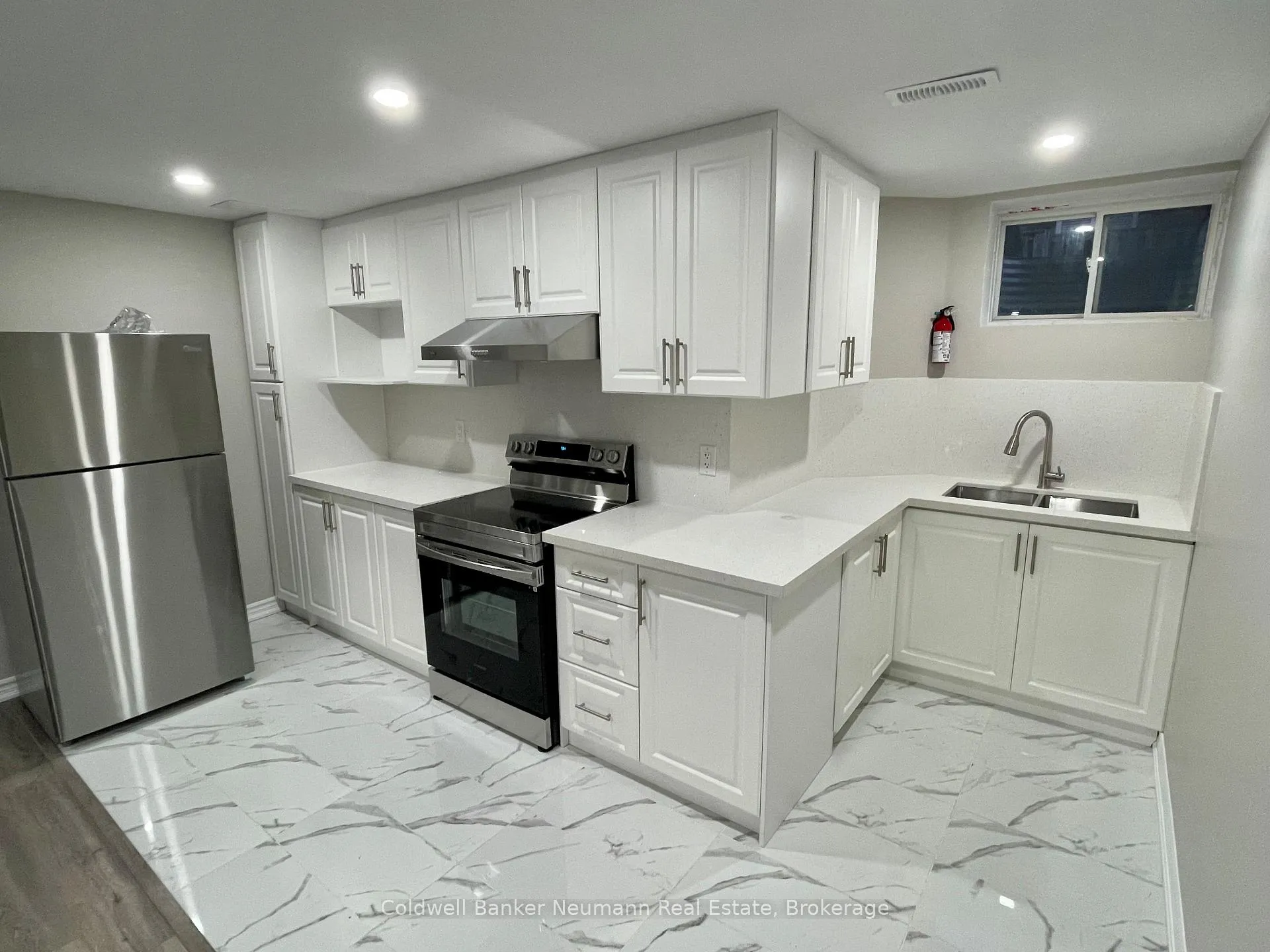 Photo 199 of 64 Laughland Lane, Guelph, Pineridge/Westminster Woods — HOMEH