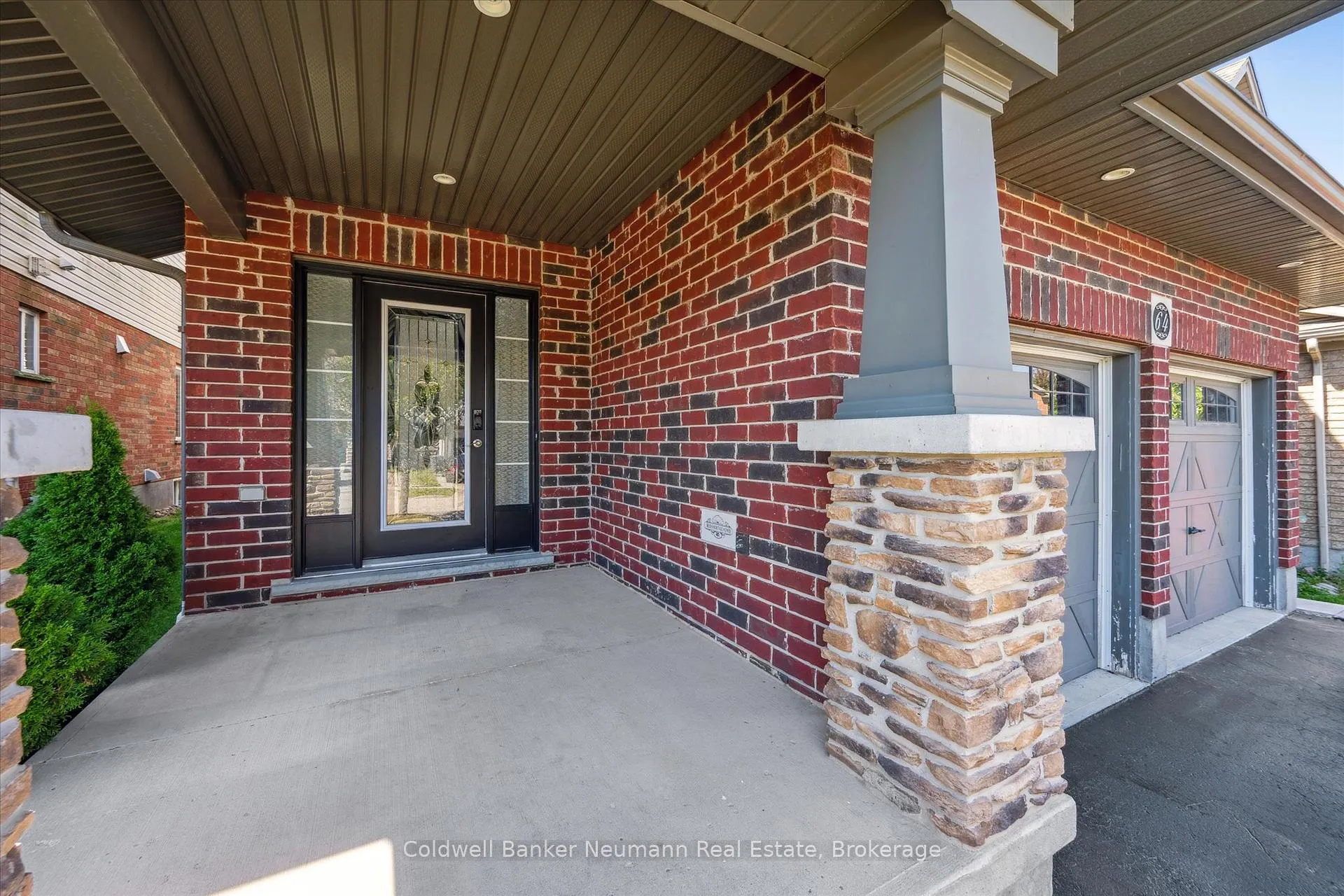 Photo 264 of 64 Laughland Lane, Guelph, Pineridge/Westminster Woods — HOMEH