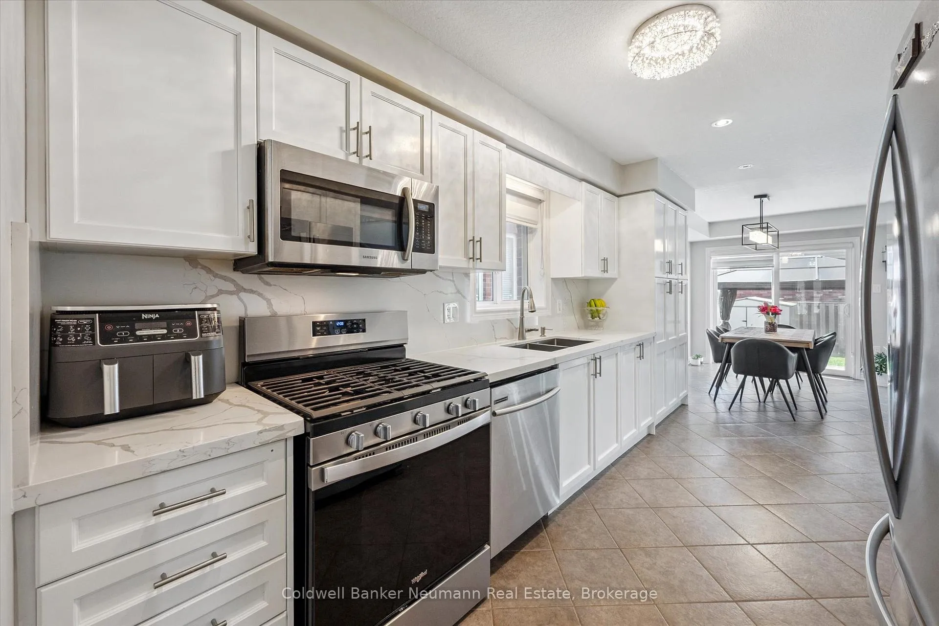 Photo 317 of 64 Laughland Lane, Guelph, Pineridge/Westminster Woods — HOMEH