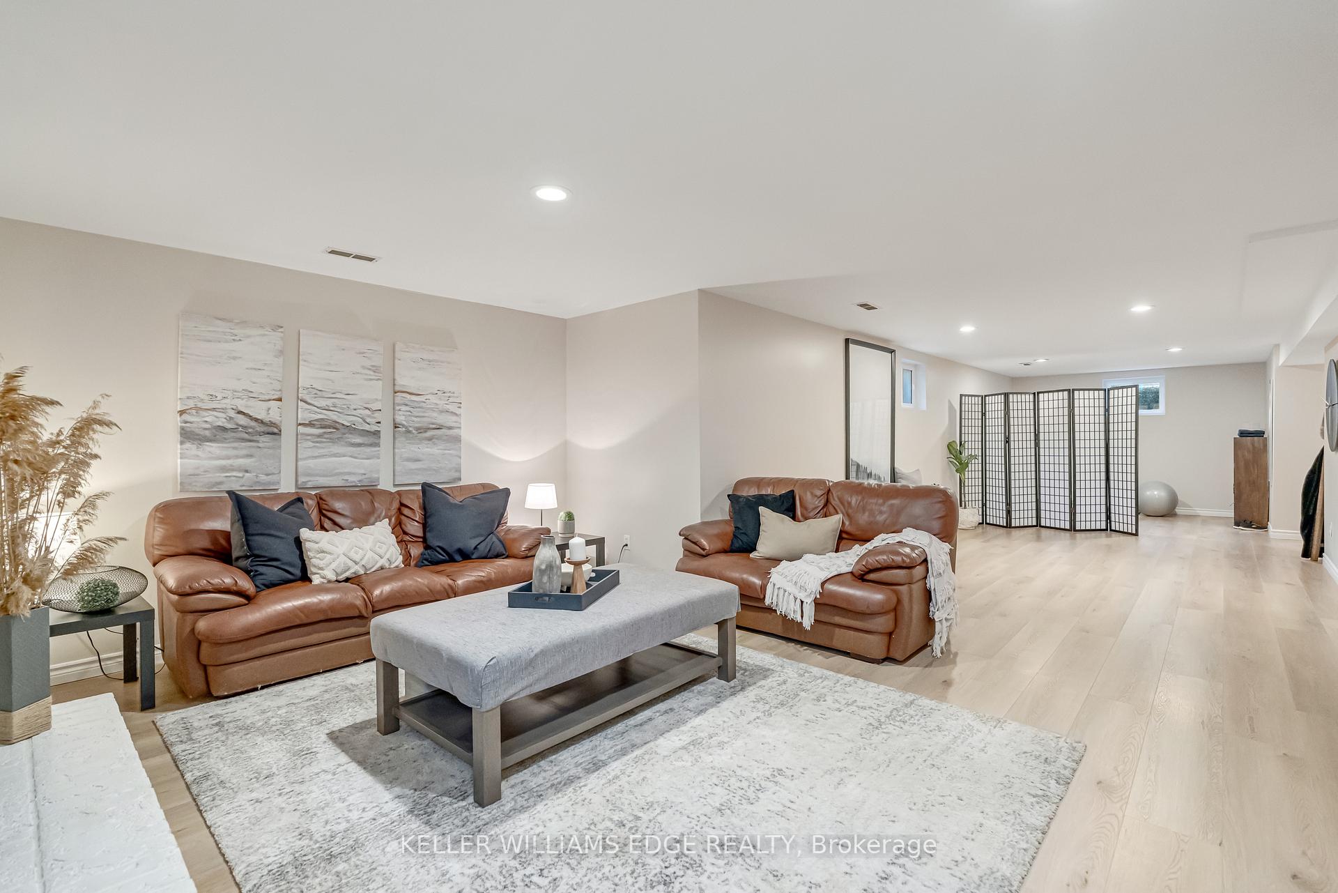Photo 29 of 1351 Bryanston Court, Burlington, Tyandaga — HOMEH