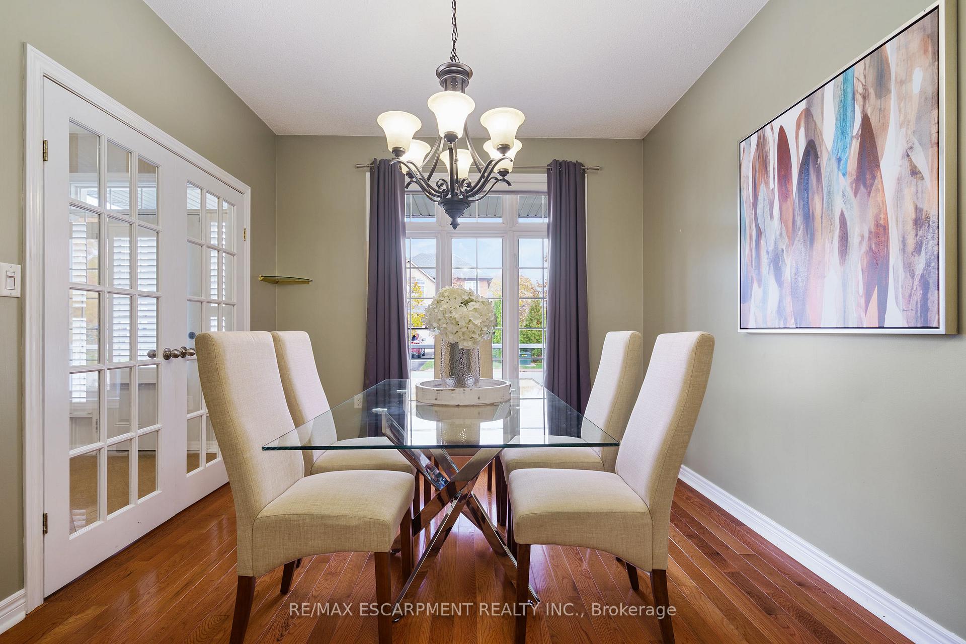 Photo 8 of 25 Sidare Court, Grimsby, Grimsby Beach — HOMEH