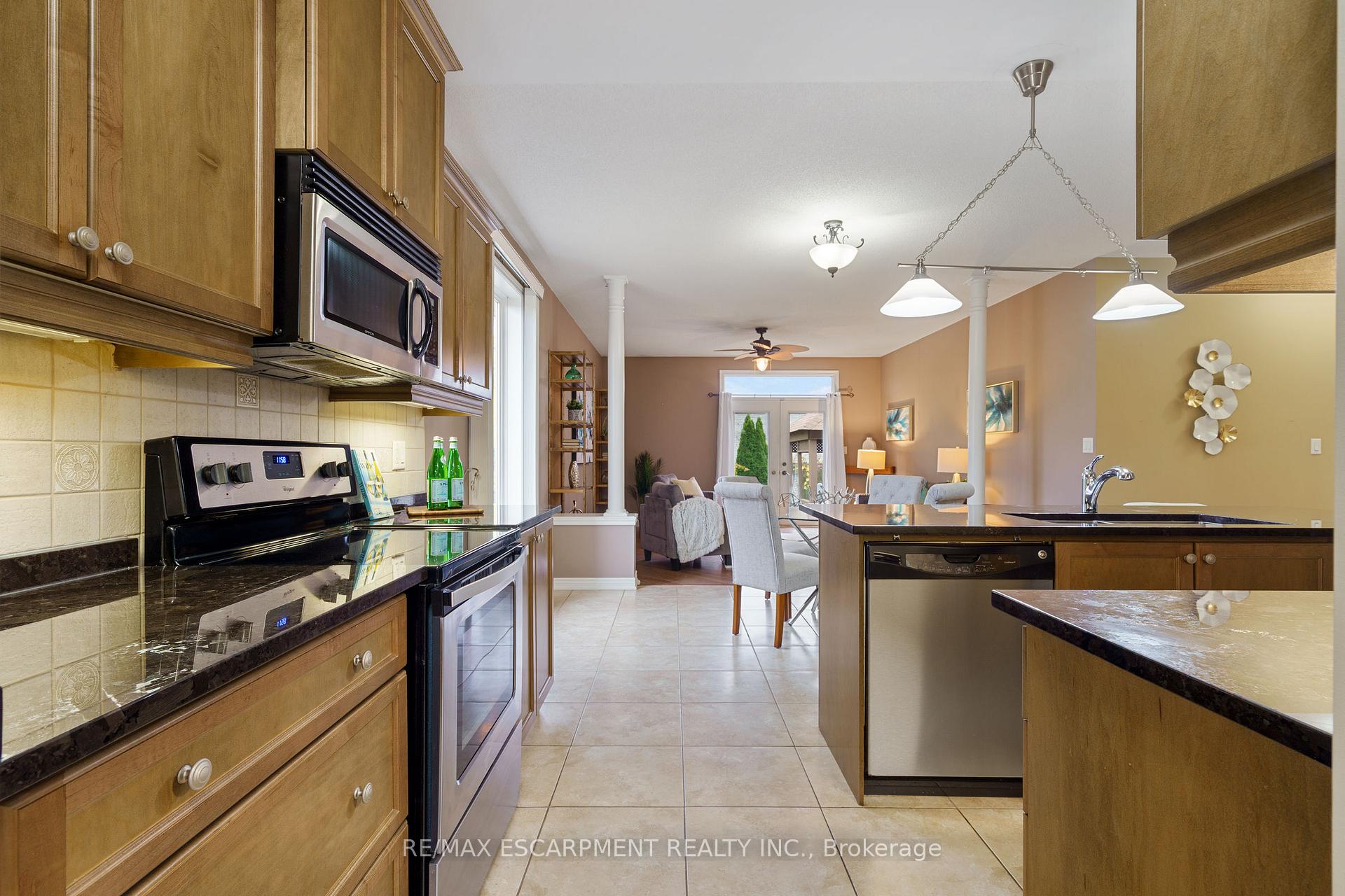 Photo 22 of 25 Sidare Court, Grimsby, Grimsby Beach — HOMEH