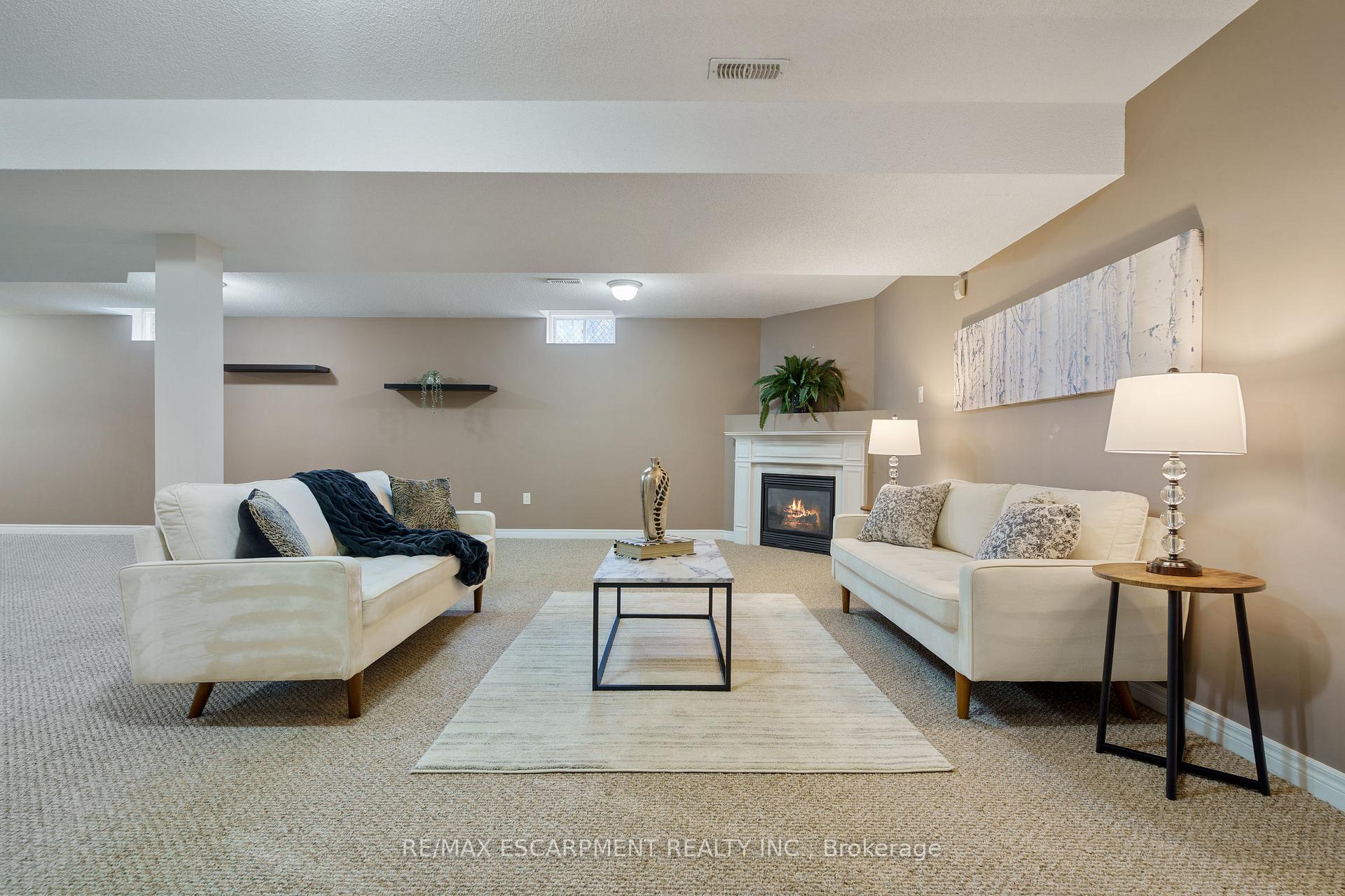 Photo 38 of 25 Sidare Court, Grimsby, Grimsby Beach — HOMEH