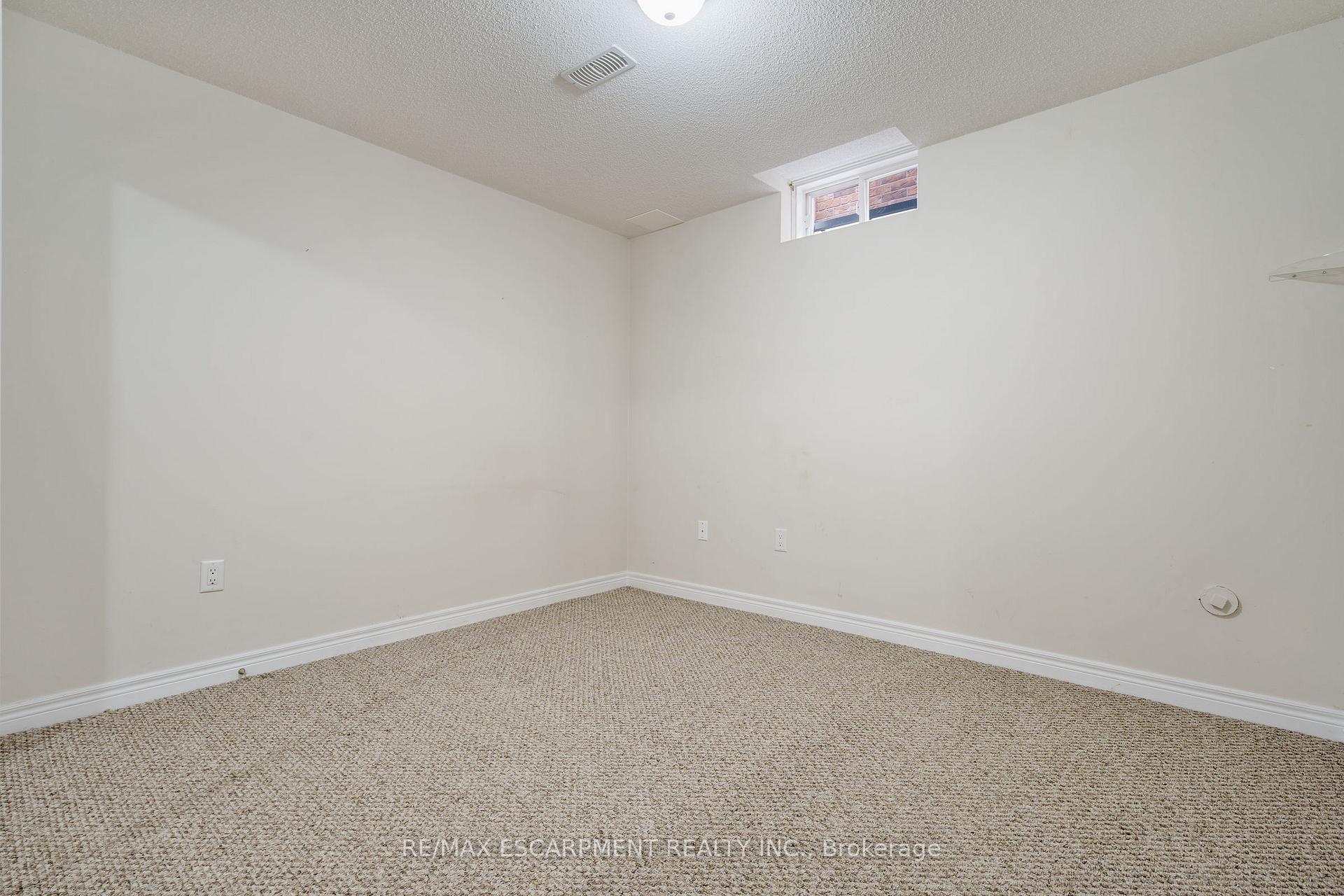 Photo 40 of 25 Sidare Court, Grimsby, Grimsby Beach — HOMEH