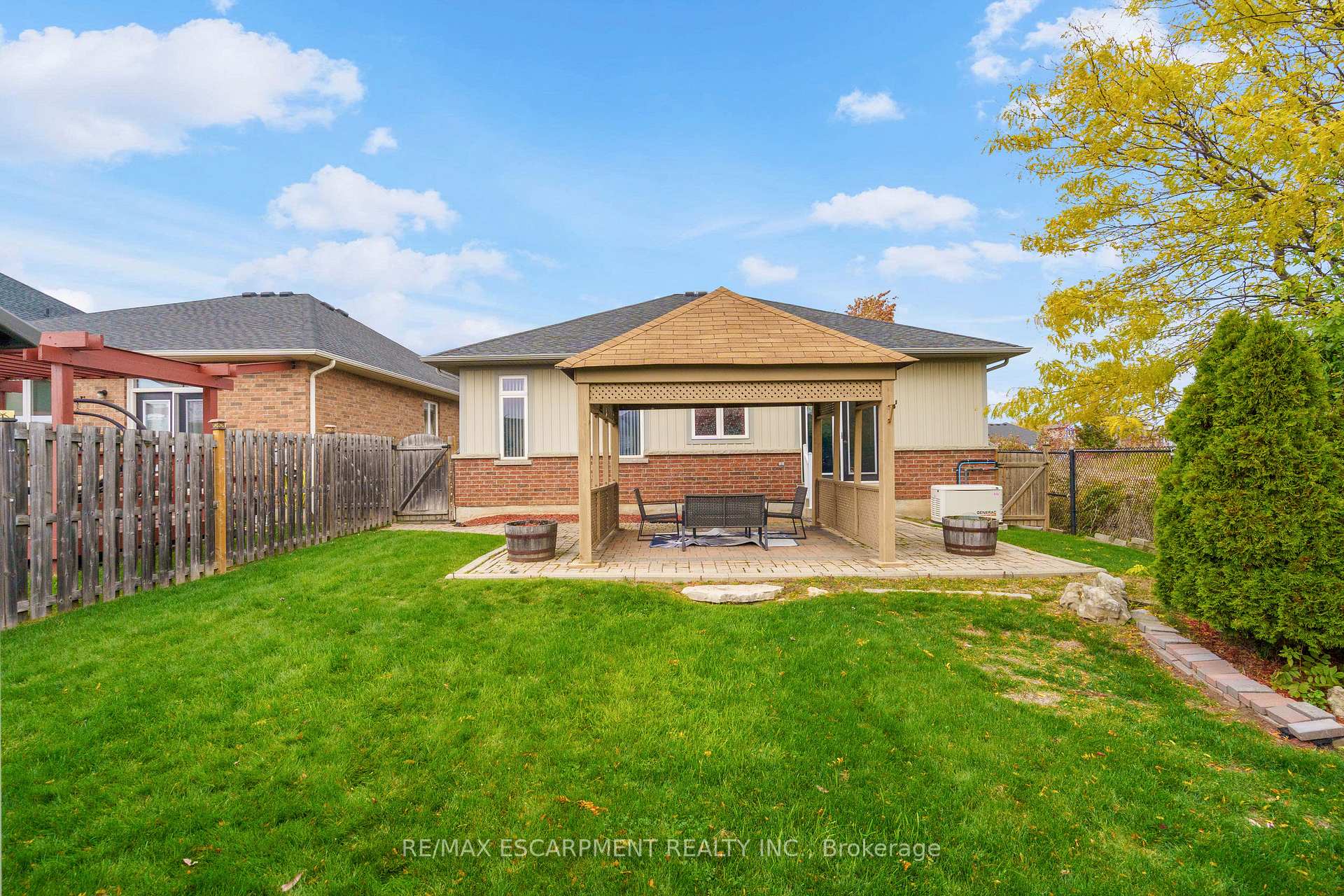 Photo 45 of 25 Sidare Court, Grimsby, Grimsby Beach — HOMEH