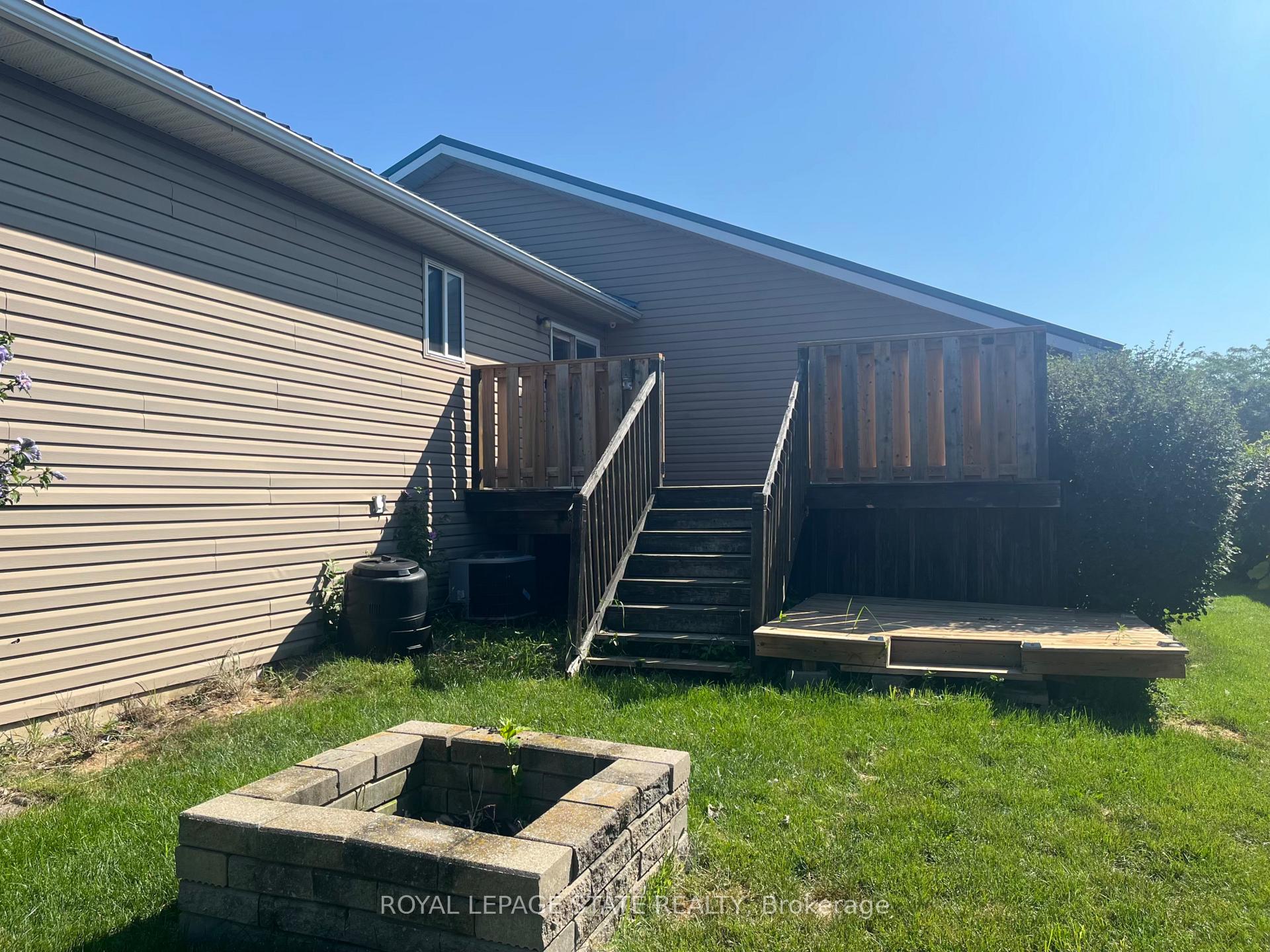 Photo 31 of 17 Mapleview Drive, Haldimand — HOMEH