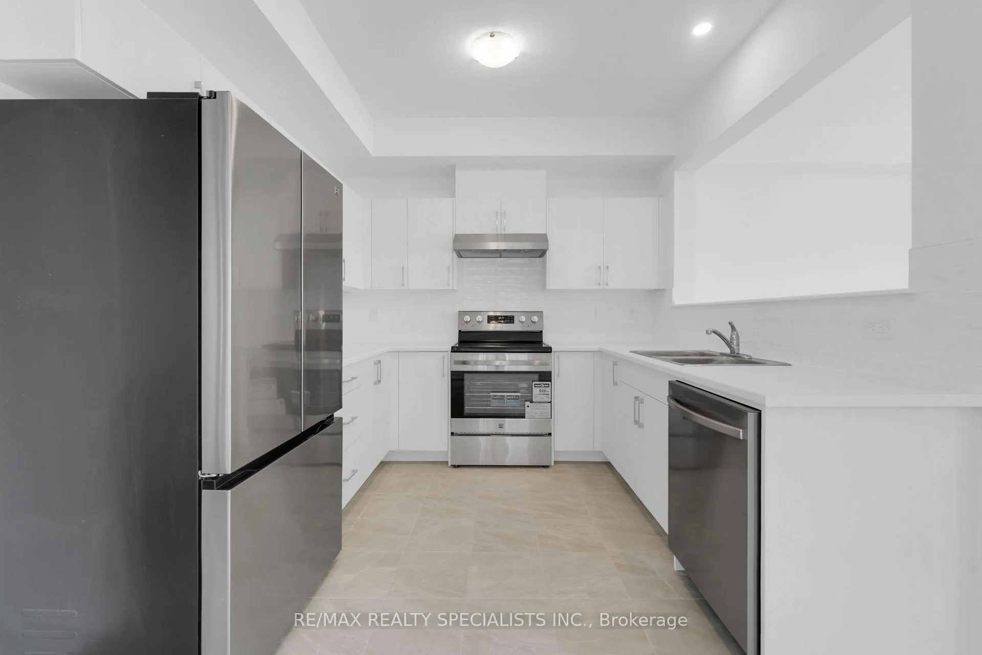 Photo 60 of 34 Elsegood Drive, Guelph, Kortright East — HOMEH
