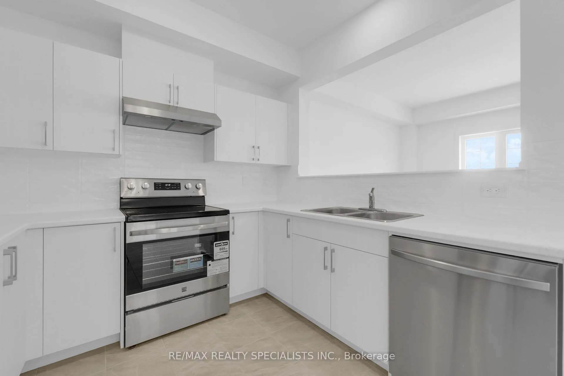Photo 69 of 34 Elsegood Drive, Guelph, Kortright East — HOMEH