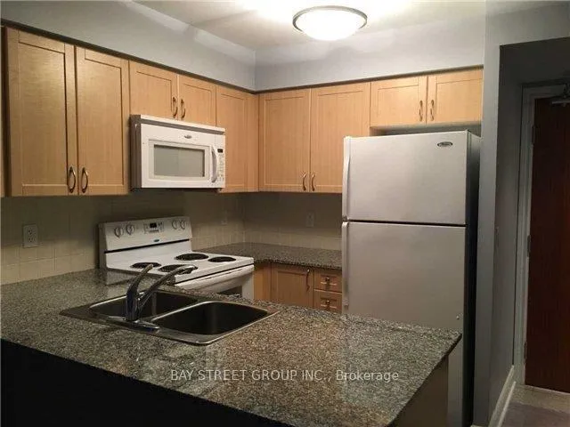 Photo 2 of Unit 708, 30 Clegg Road, Markham, Unionville — HOMEH