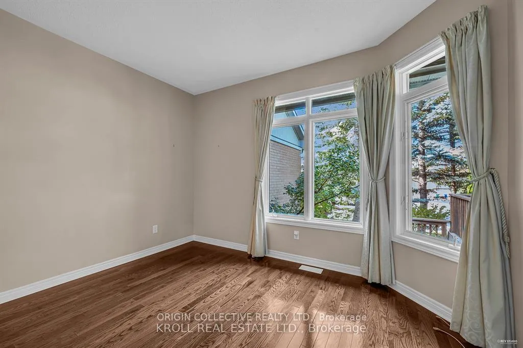 Photo 11 of 77 Celebrity Greens Way, Markham, Greensborough — HOMEH