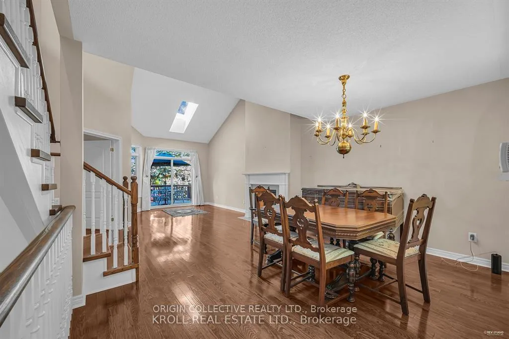 Photo 14 of 77 Celebrity Greens Way, Markham, Greensborough — HOMEH