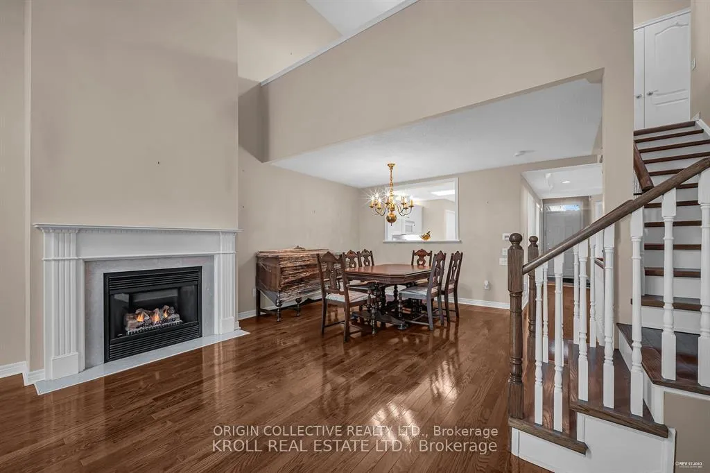 Photo 16 of 77 Celebrity Greens Way, Markham, Greensborough — HOMEH