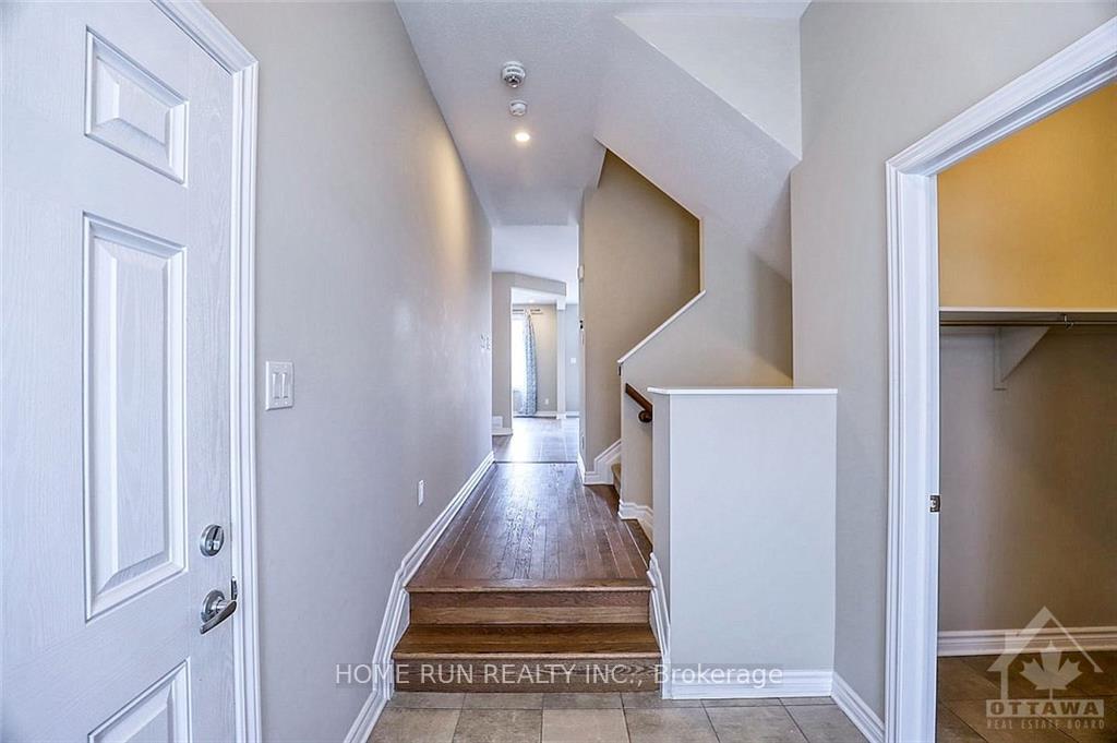 Photo 2 of 2586 River Mist Road, Ottawa, Barrhaven - Half Moon Bay — HOMEH