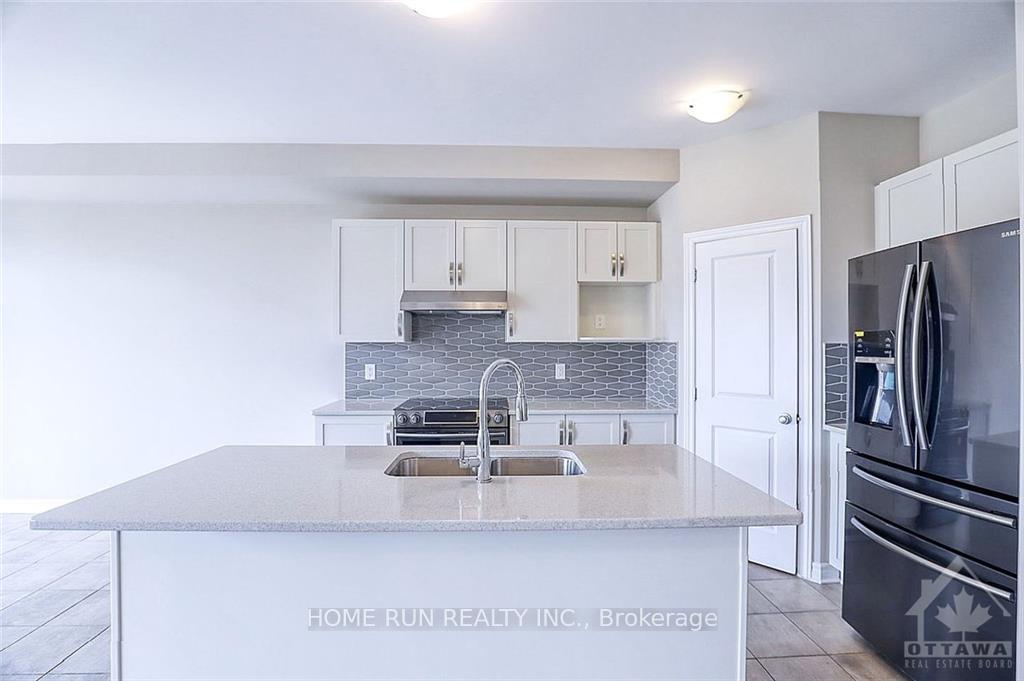 Photo 3 of 2586 River Mist Road, Ottawa, Barrhaven - Half Moon Bay — HOMEH