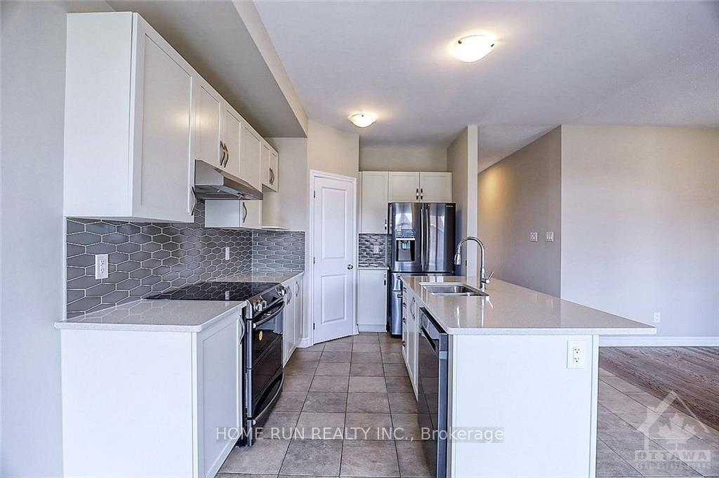 Photo 4 of 2586 River Mist Road, Ottawa, Barrhaven - Half Moon Bay — HOMEH