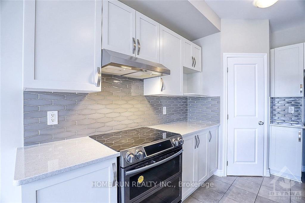 Photo 6 of 2586 River Mist Road, Ottawa, Barrhaven - Half Moon Bay — HOMEH