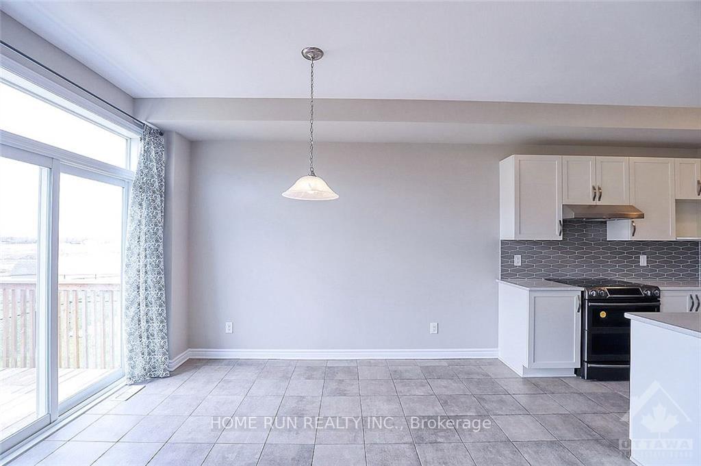 Photo 12 of 2586 River Mist Road, Ottawa, Barrhaven - Half Moon Bay — HOMEH