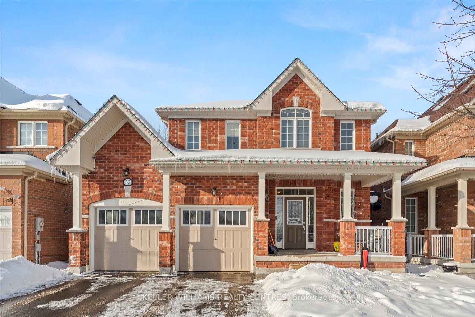 Photo 1 of 32 Robert Wilson Crescent, Georgina, Keswick South — HOMEH